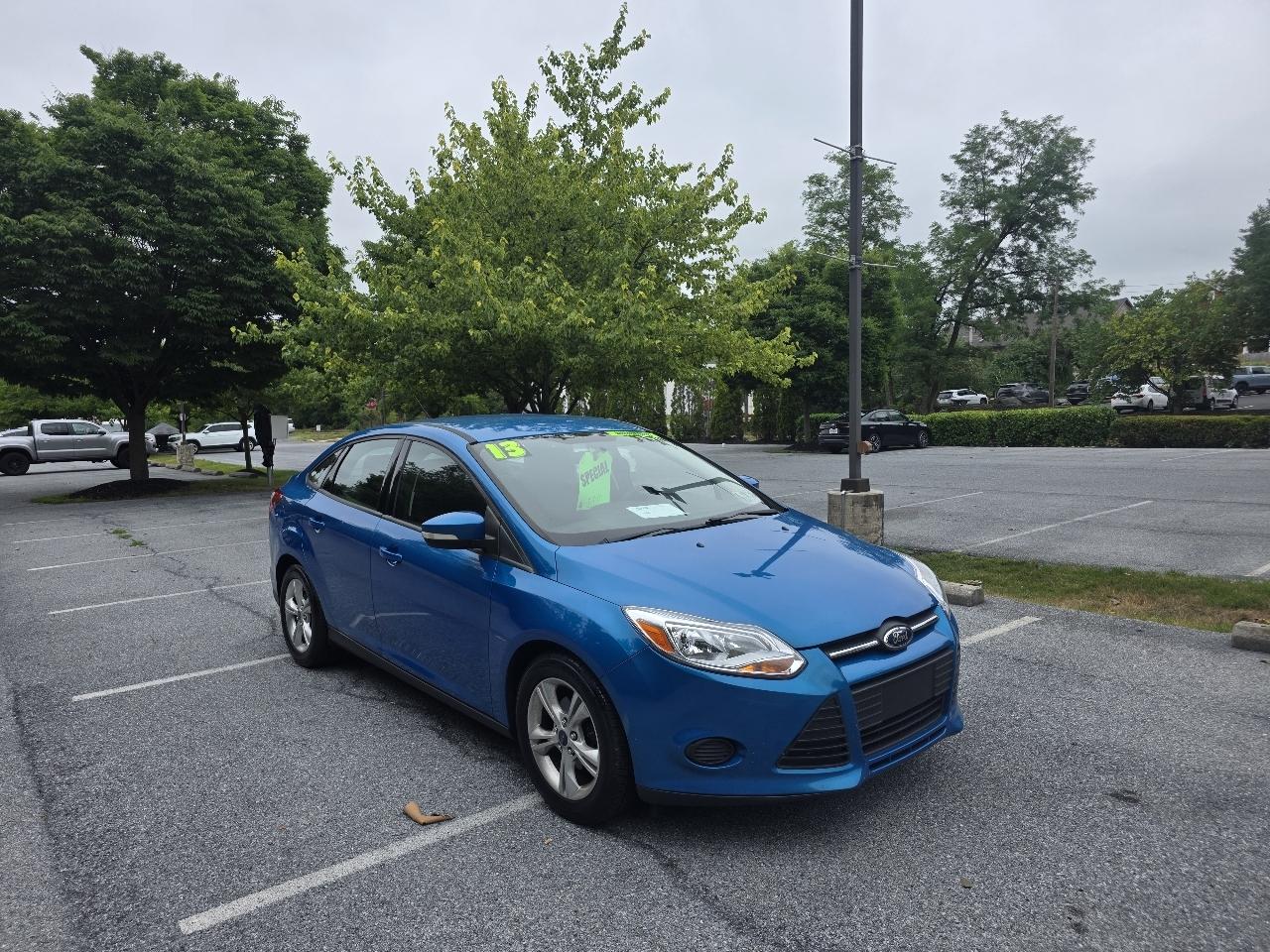 Ford Focus SE Sedan 2013