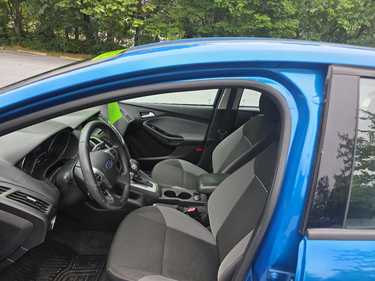 Ford Focus SE Sedan 2013