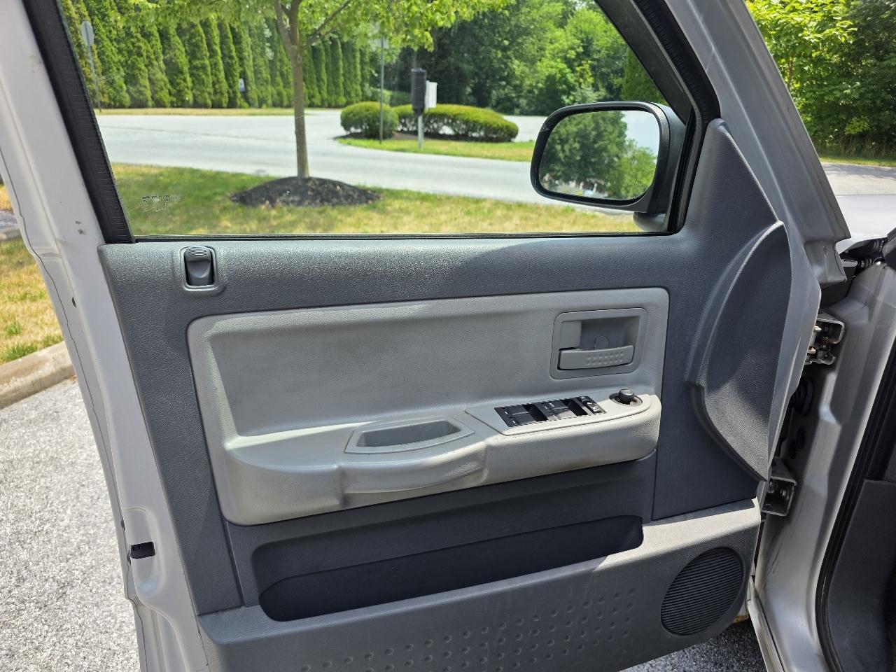 Dodge Dakota SLT Quad Cab 4WD 2007