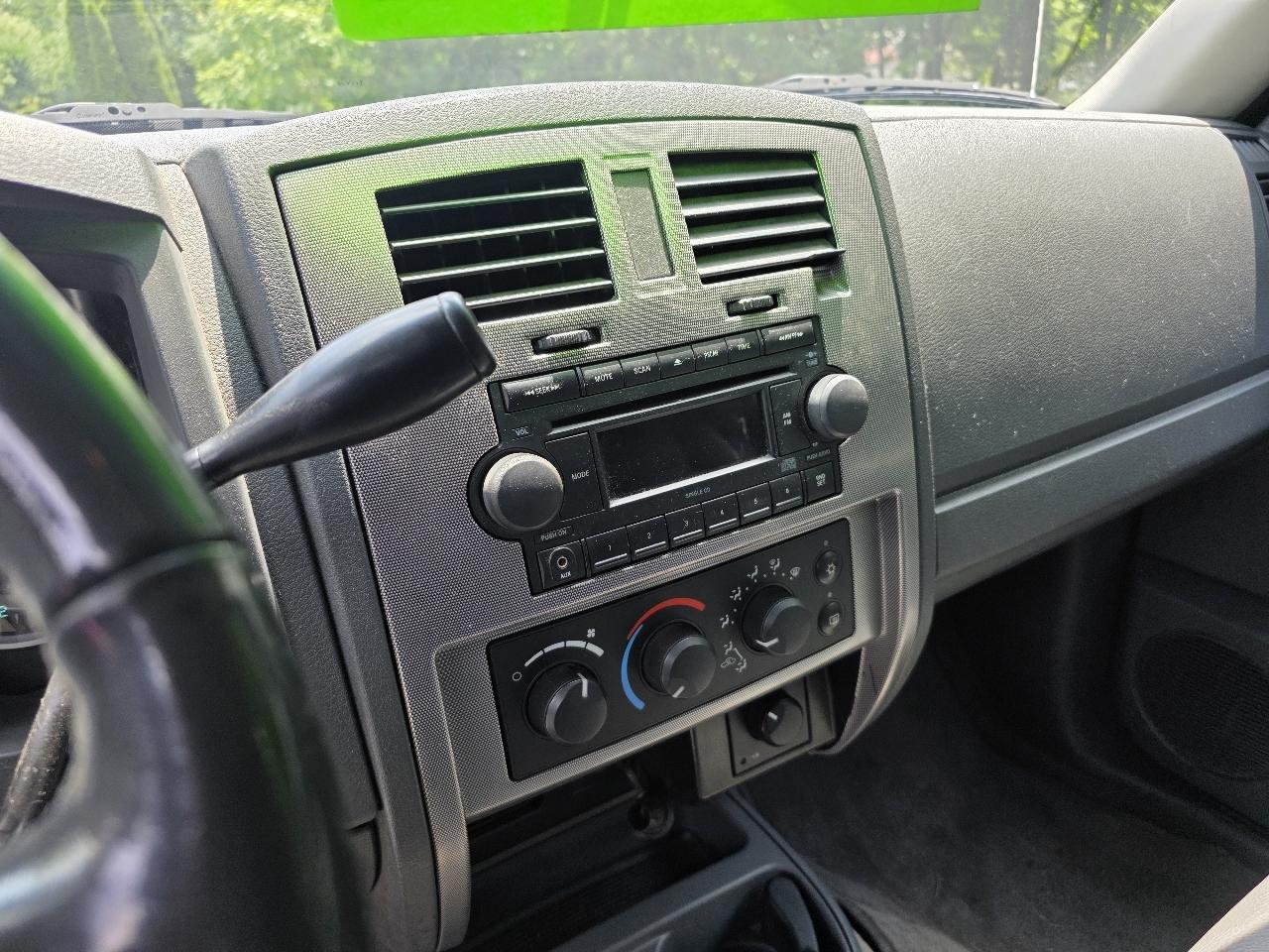Dodge Dakota SLT Quad Cab 4WD 2007