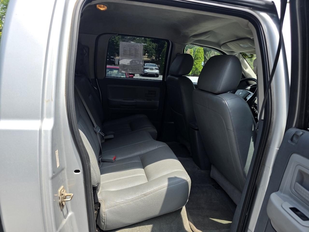 Dodge Dakota SLT Quad Cab 4WD 2007