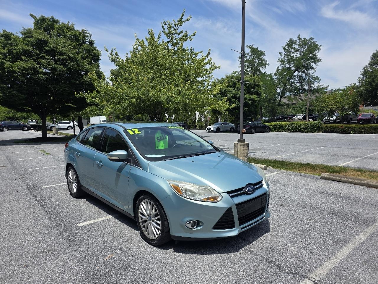 Ford Focus SEL Sedan 2012