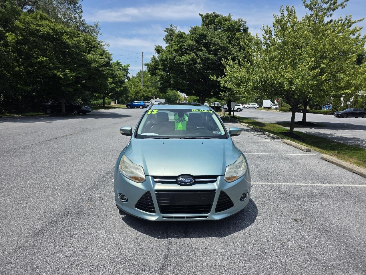 Ford Focus SEL Sedan 2012