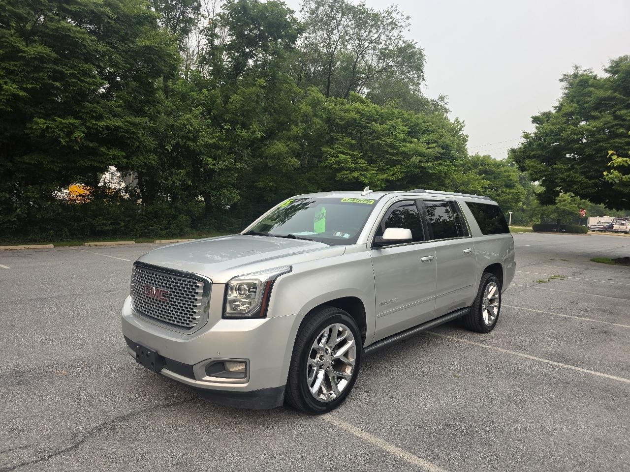 GMC Yukon Denali XL 4WD 2015