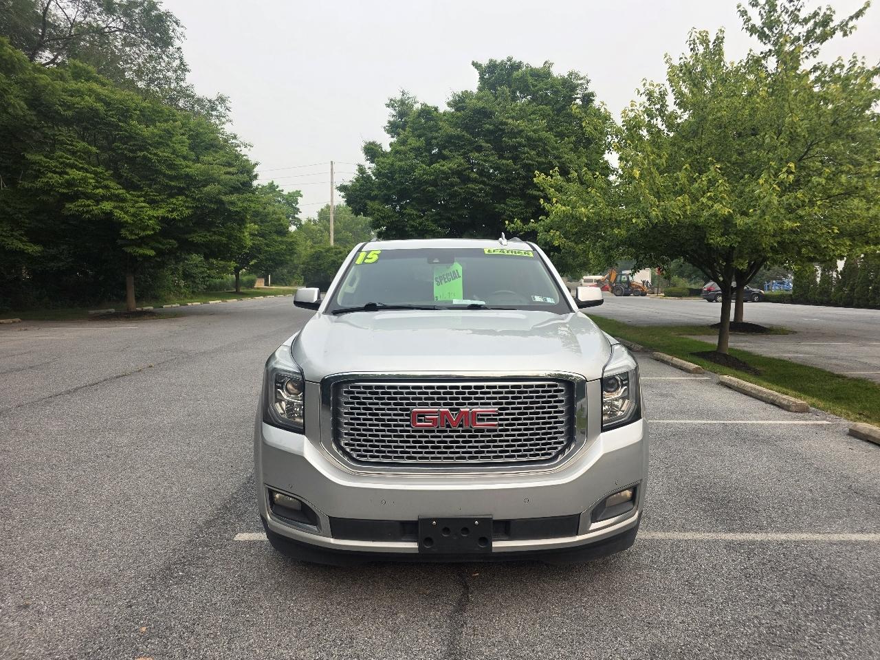 GMC Yukon Denali XL 4WD 2015