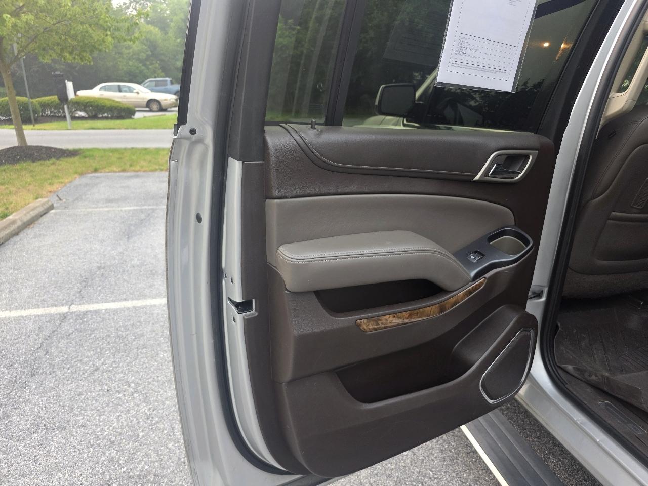 GMC Yukon Denali XL 4WD 2015