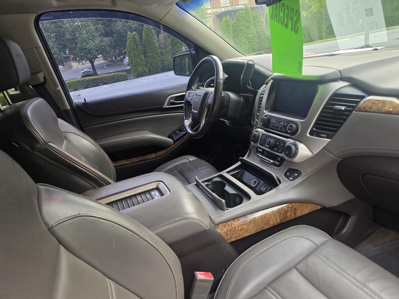 GMC Yukon Denali XL 4WD 2015