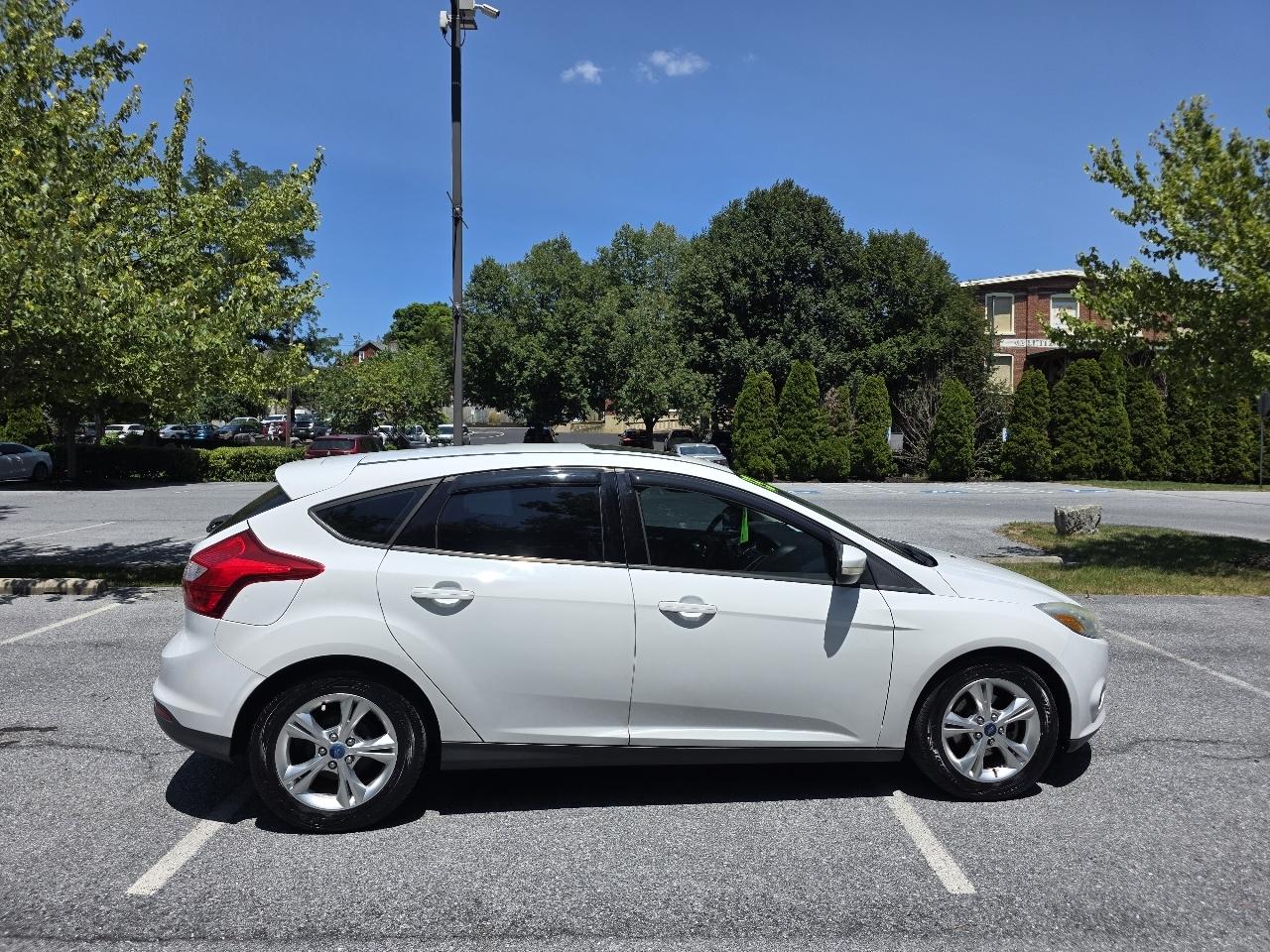 Ford Focus SE Hatch 2013