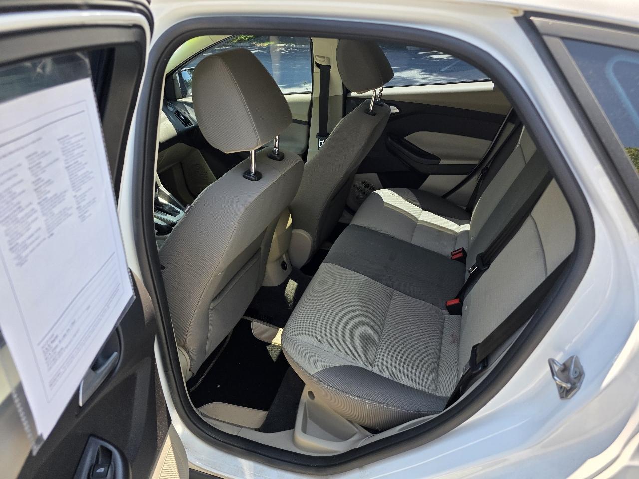 Ford Focus SE Hatch 2013