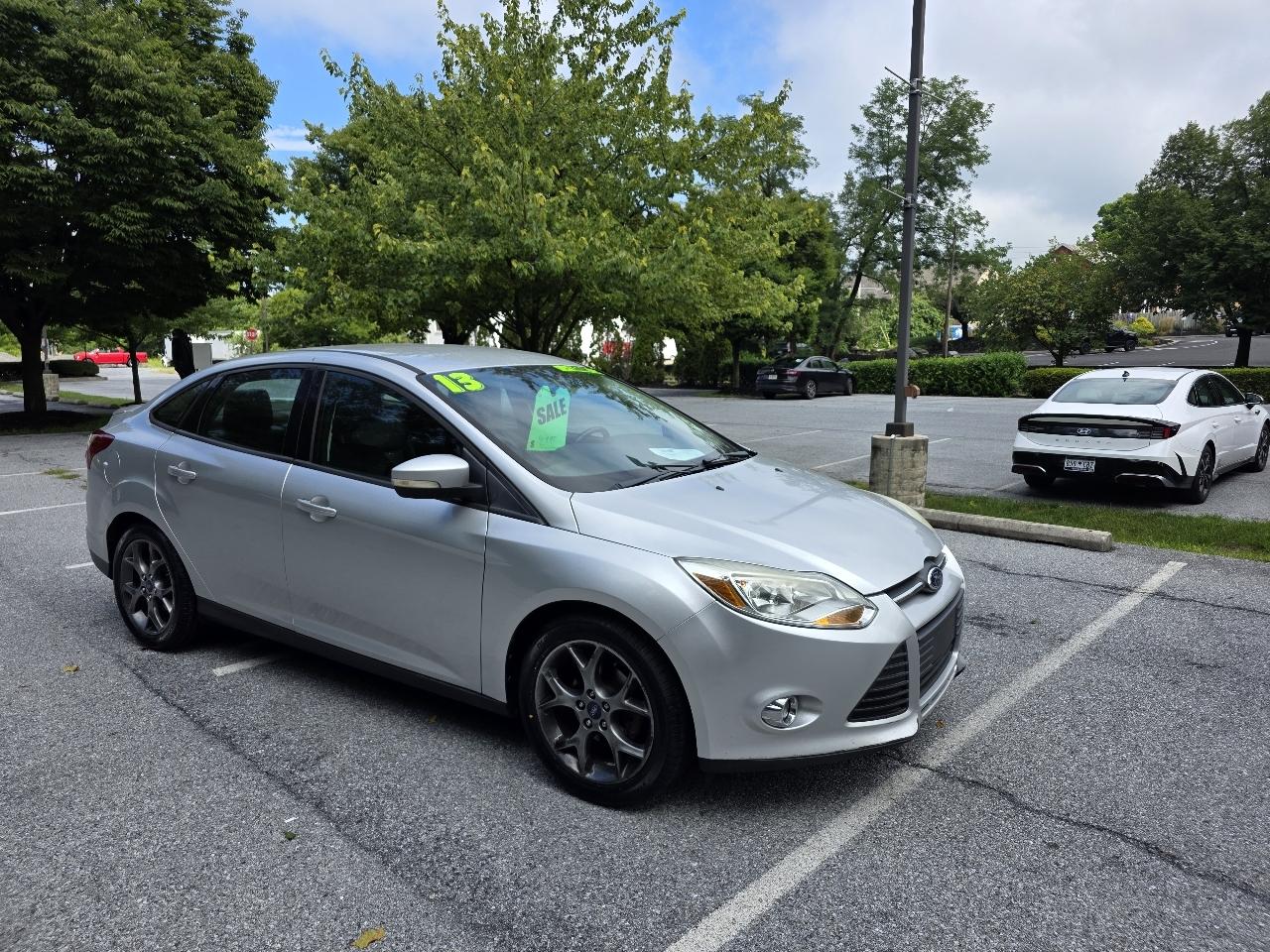 Ford Focus SE Sedan 2013