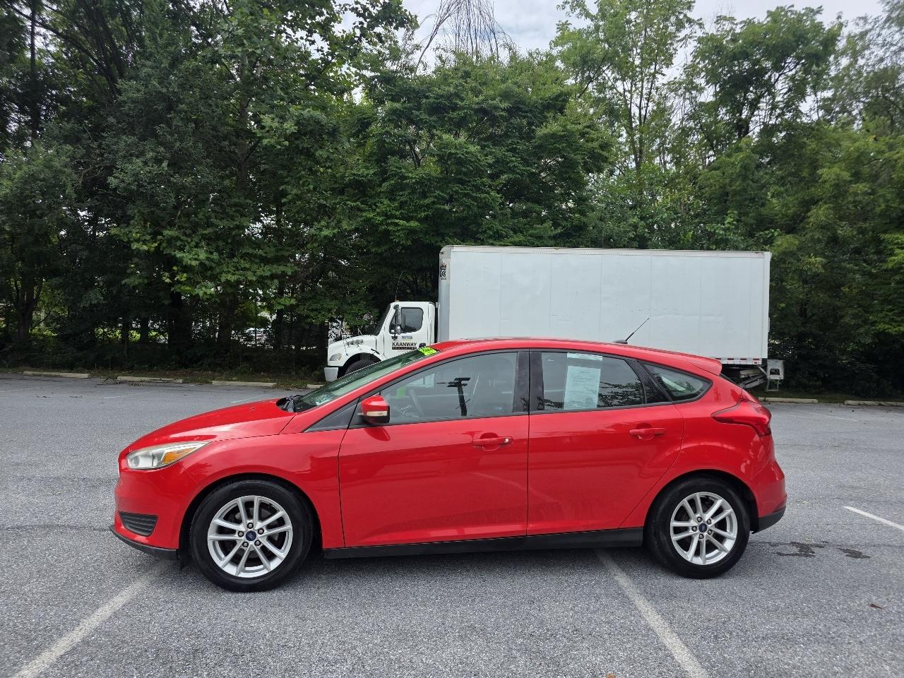 Ford Focus SE Hatch 2016