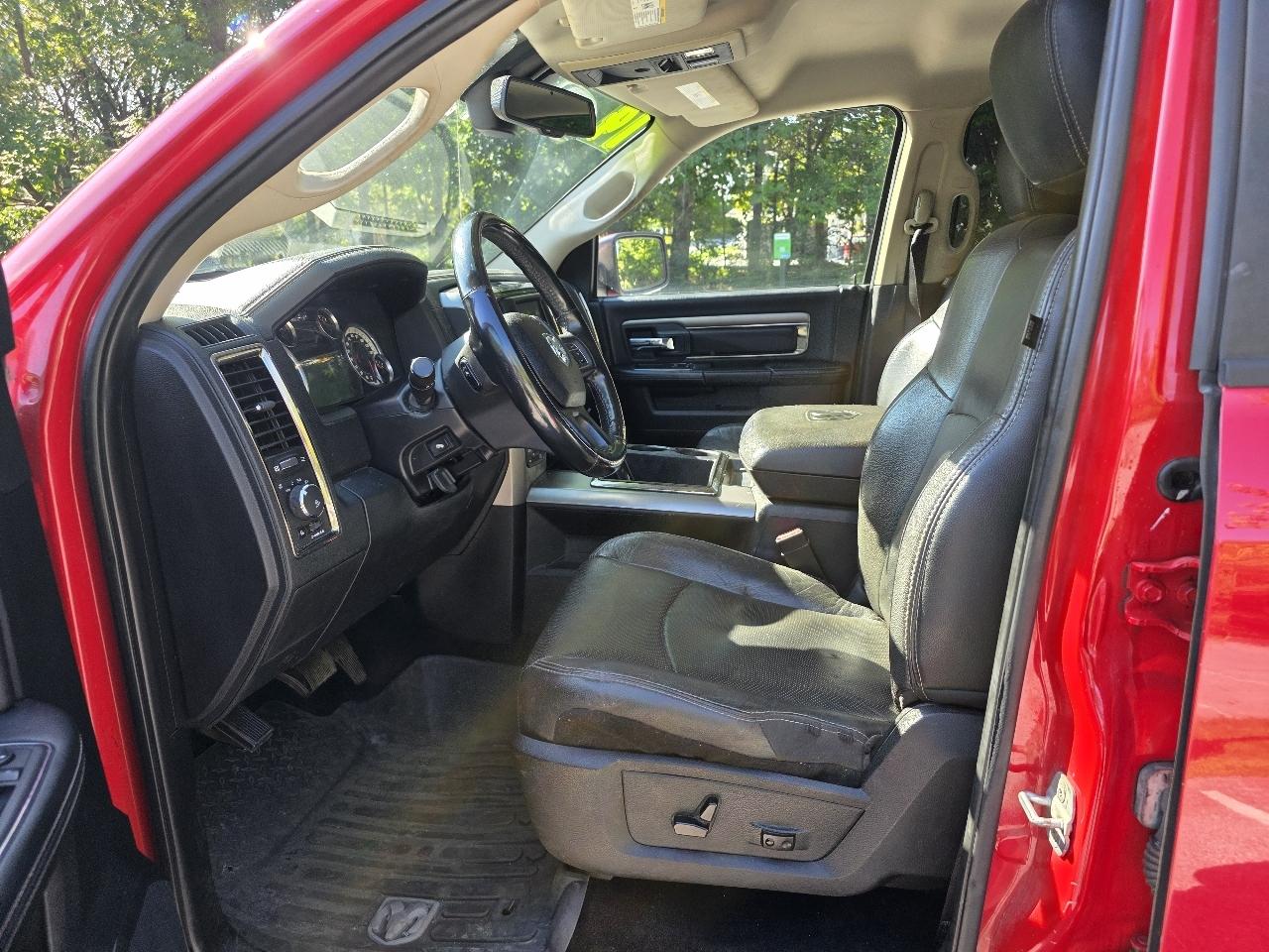 RAM 1500 Sport Crew Cab SWB 4WD 2014