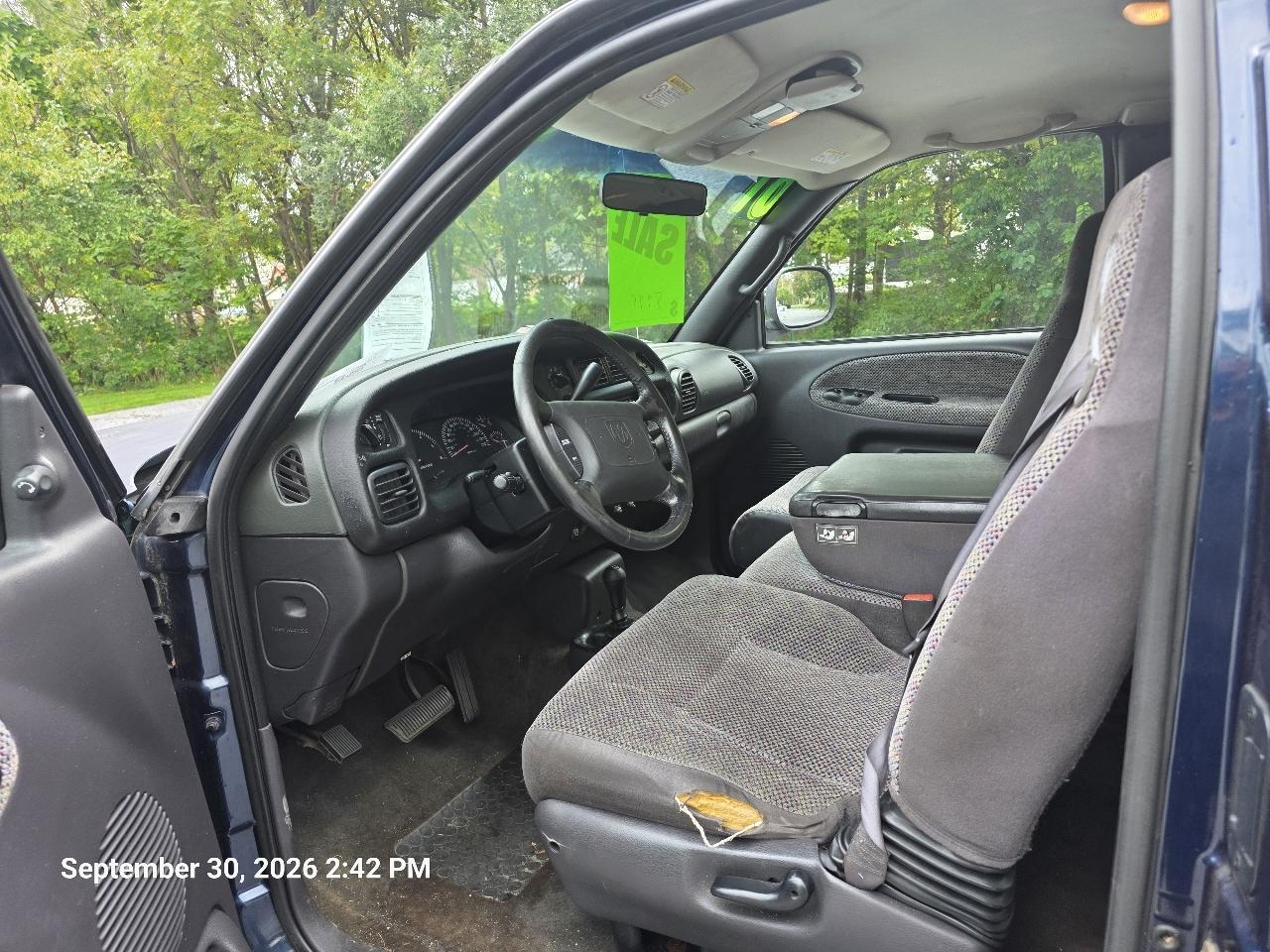 Dodge Ram 1500 Quad Cab Short Bed 4WD 2001