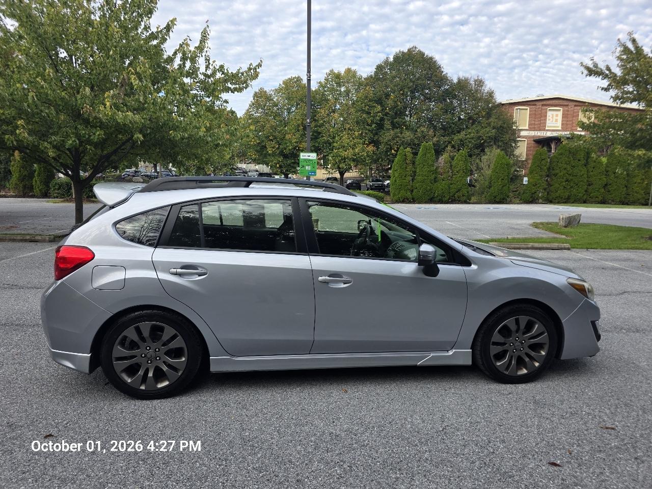 Subaru Impreza 2.0i Sport Premium PZEV CVT 5-Door 2015