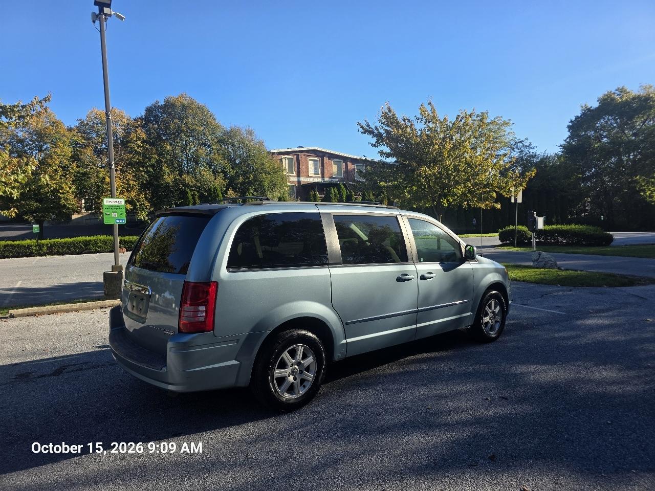 Chrysler Town & Country Touring 2010