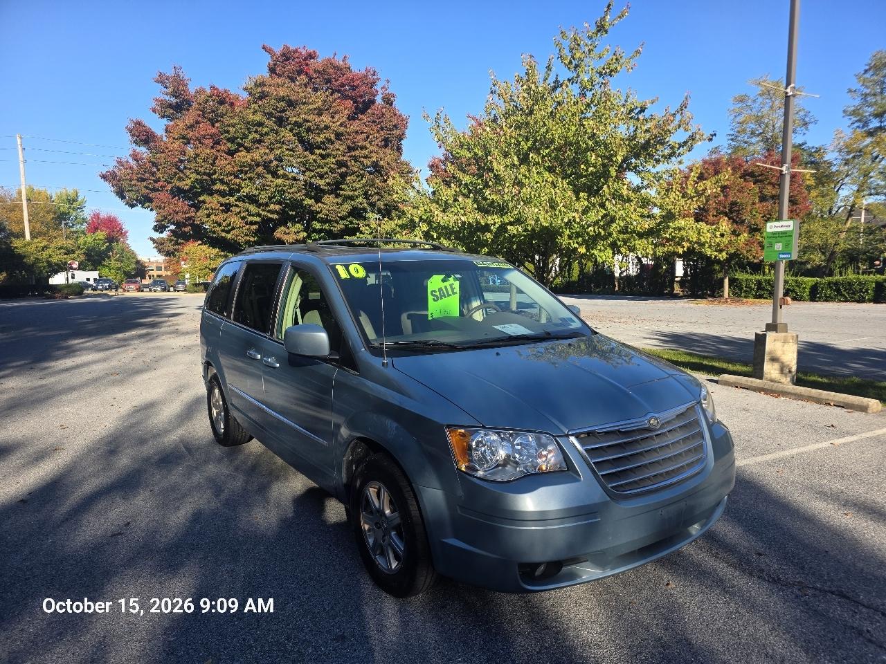 Chrysler Town & Country Touring 2010