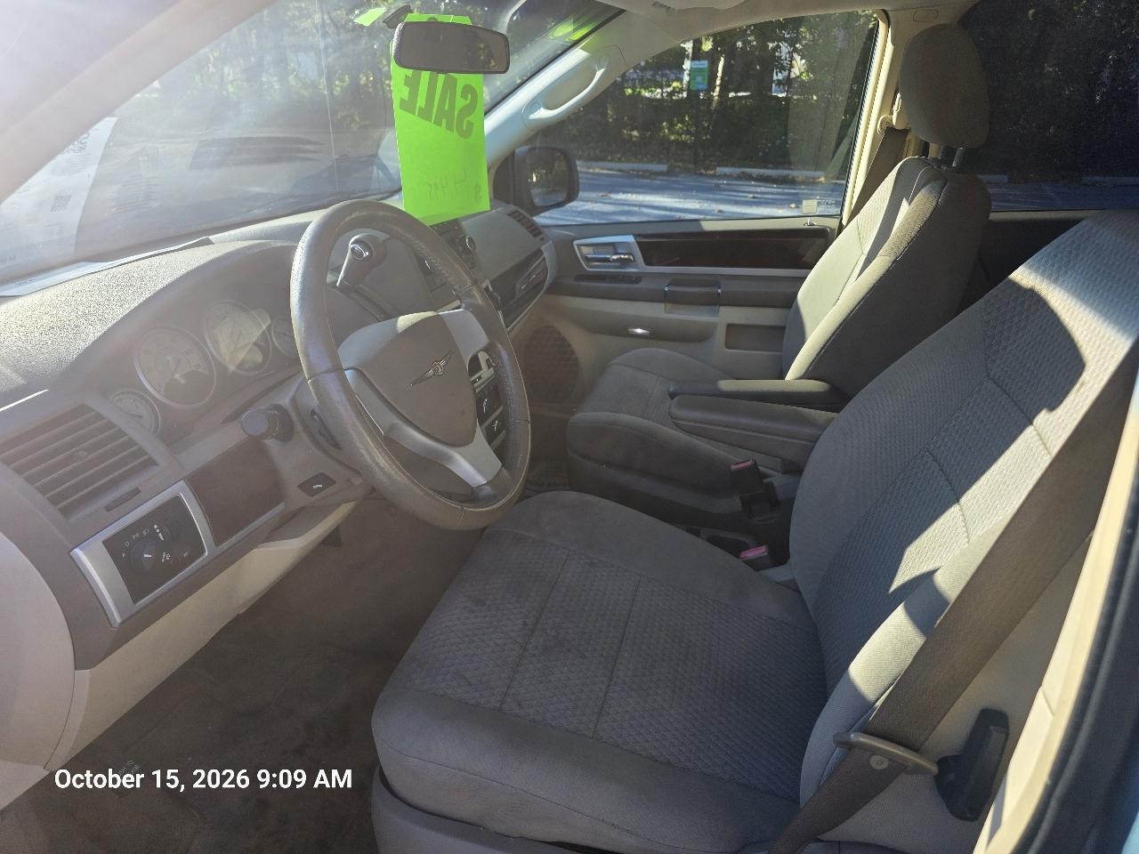 Chrysler Town & Country Touring 2010