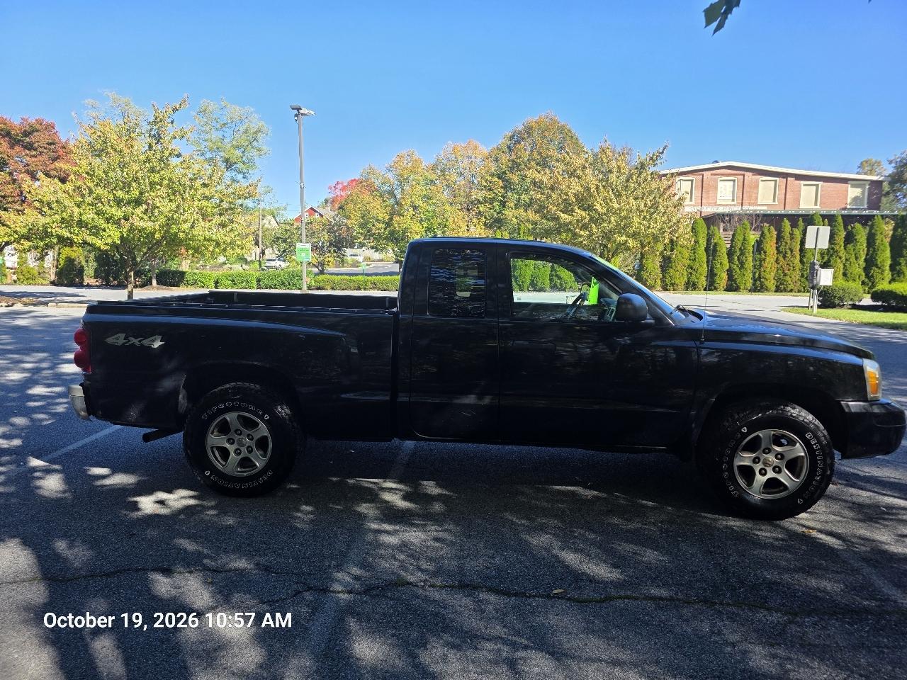 Dodge Dakota SLT Club Cab 4WD 2006