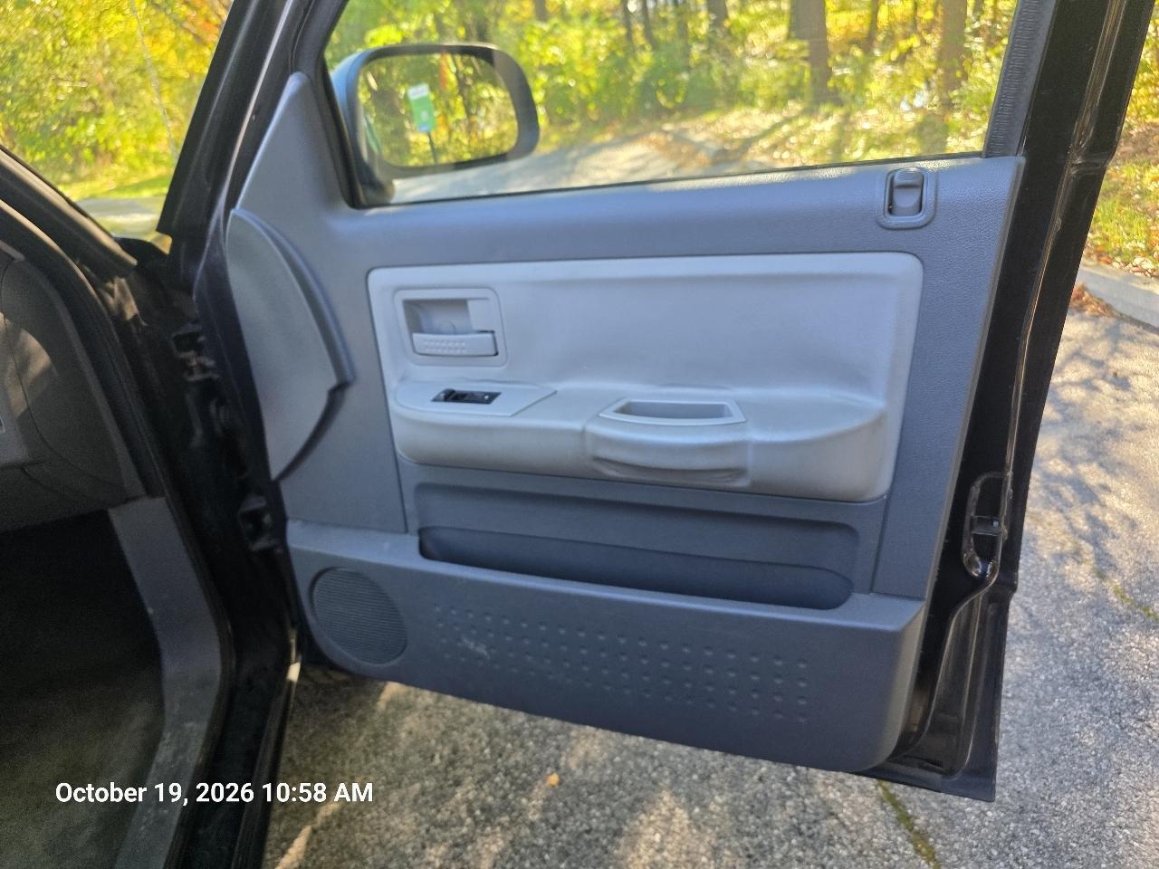 Dodge Dakota SLT Club Cab 4WD 2006