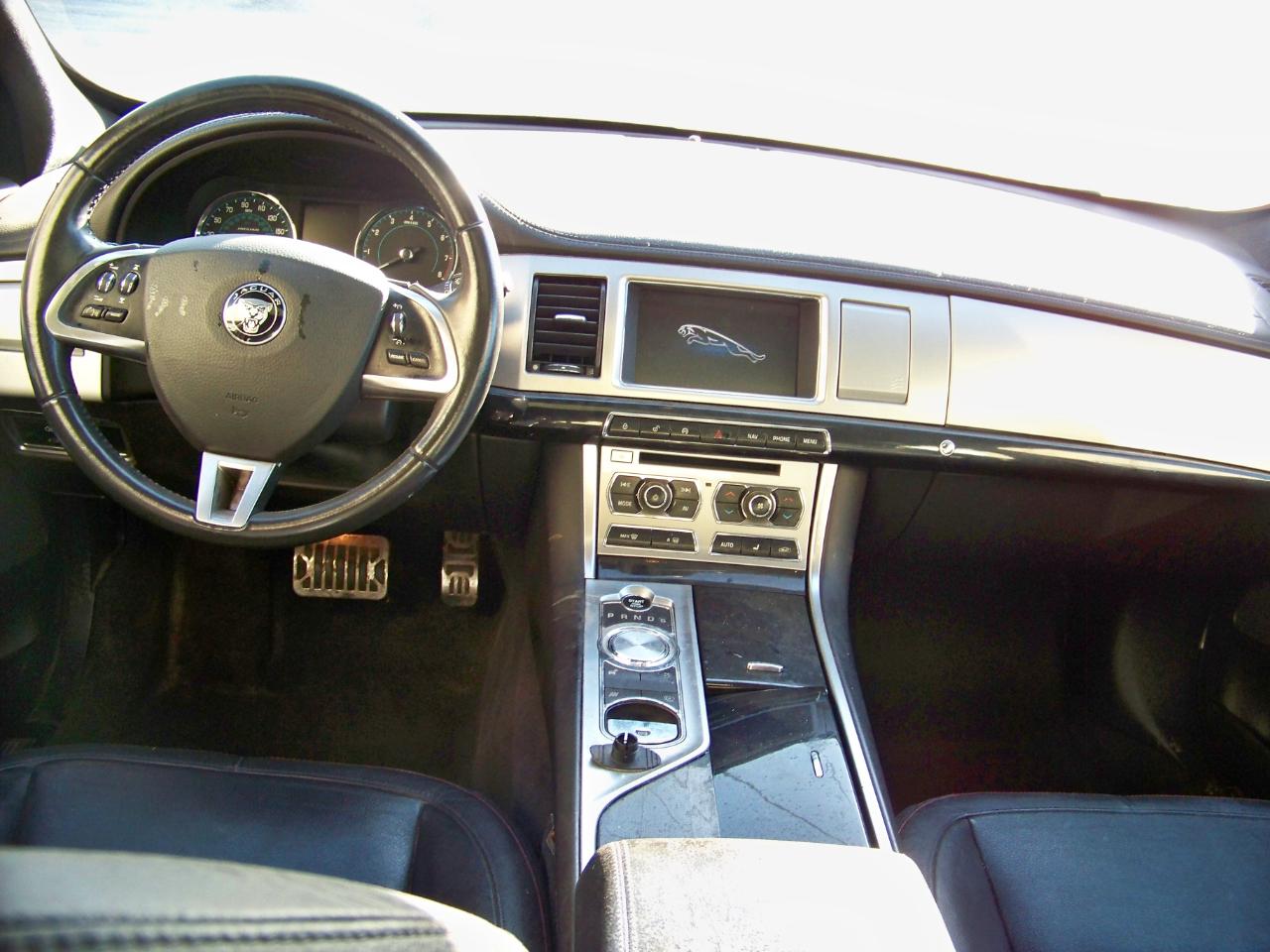 Jaguar XF-Series XF 3.0 Sport 2015