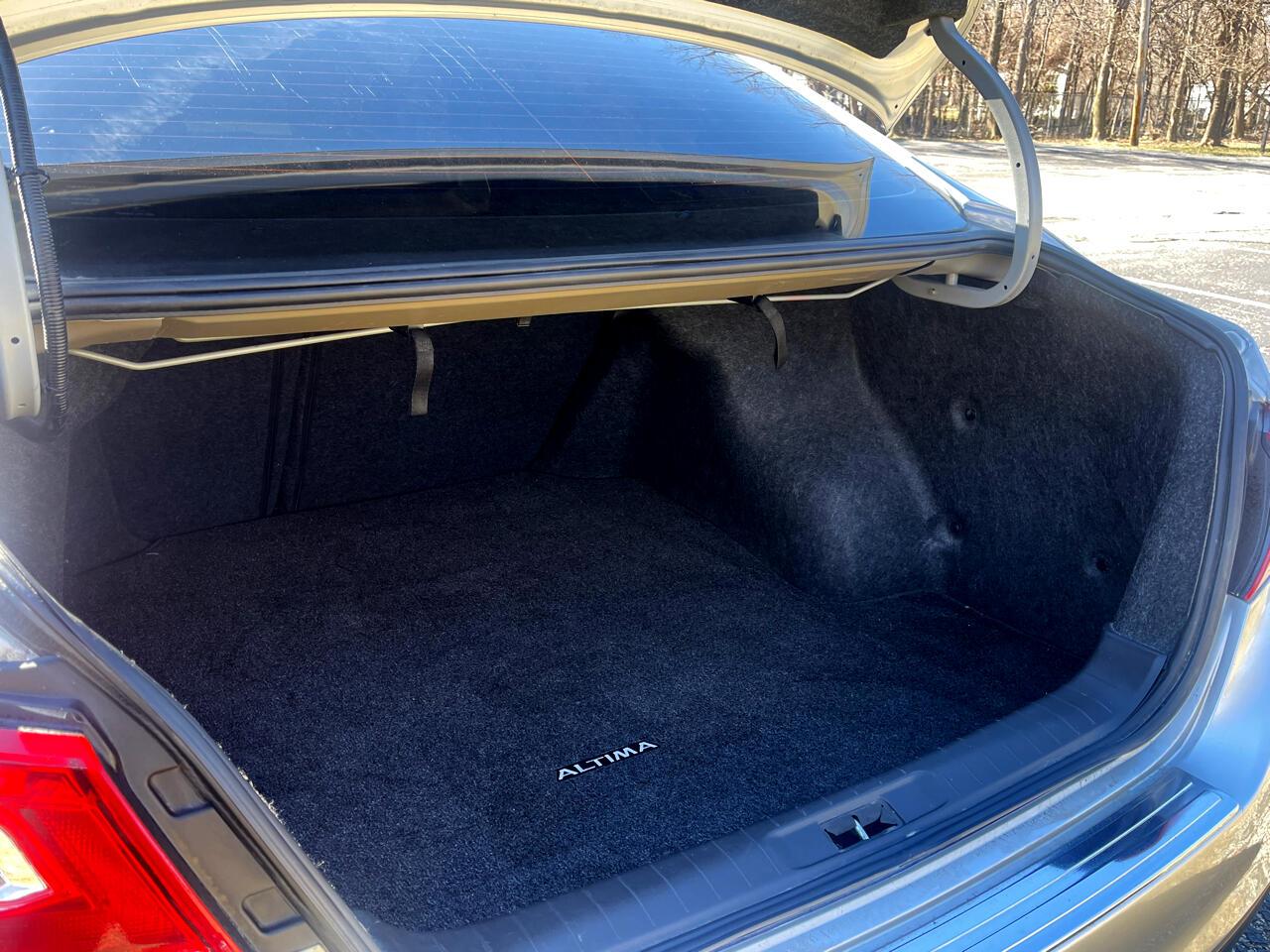 Nissan Altima 2.5 SR 2016