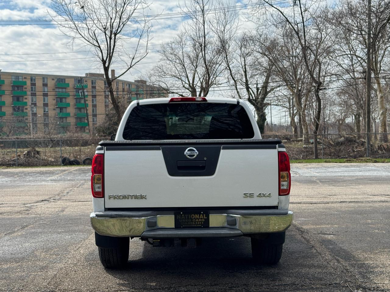 Nissan Frontier LE Crew Cab 4WD 2006