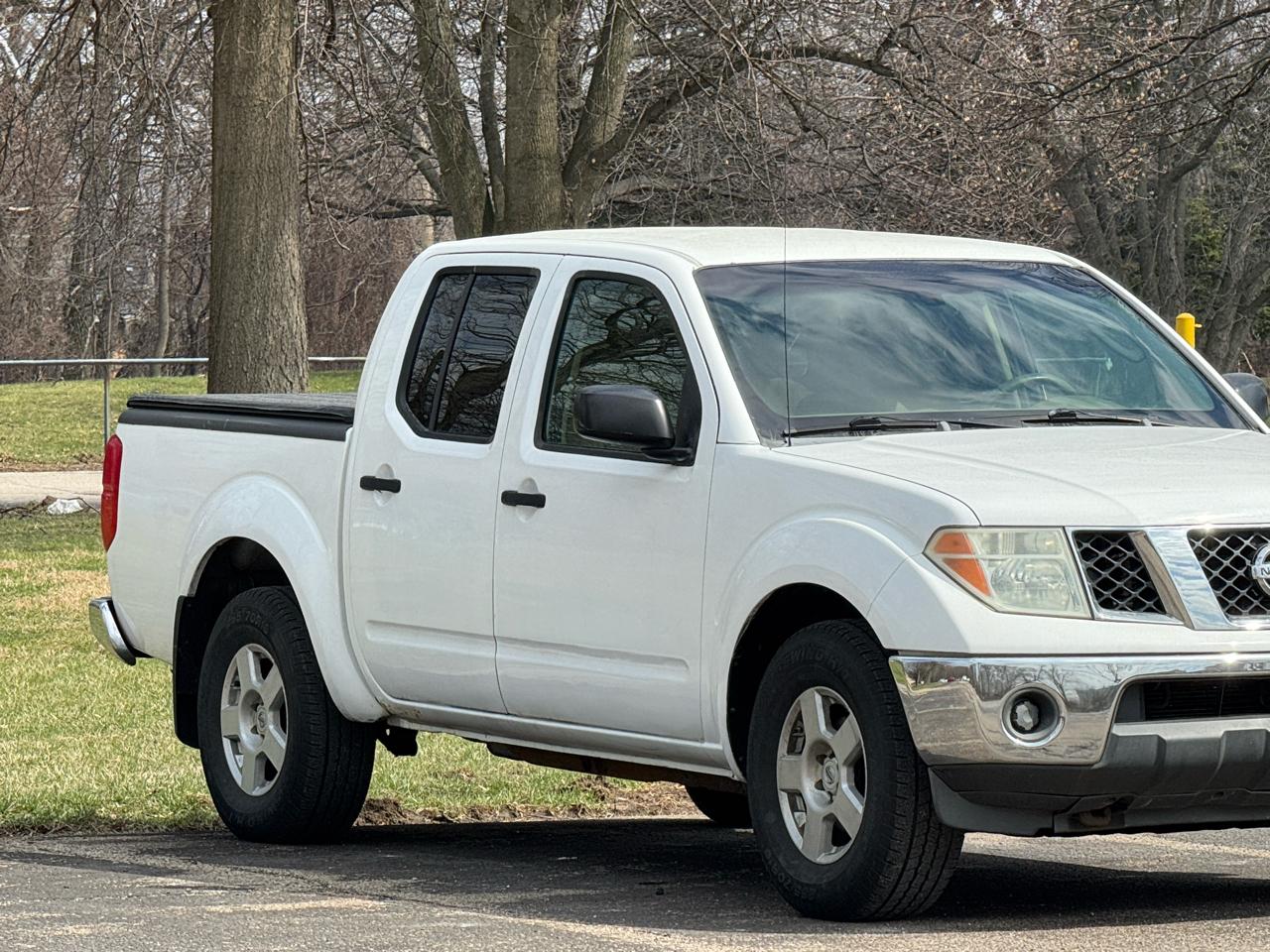 Nissan Frontier LE Crew Cab 4WD 2006