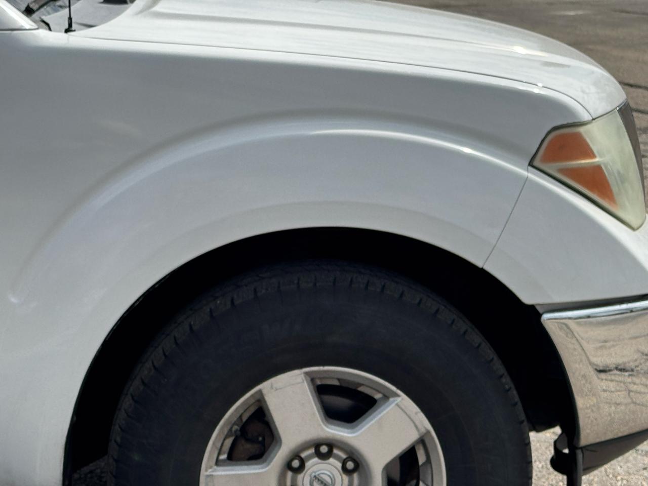 Nissan Frontier LE Crew Cab 4WD 2006