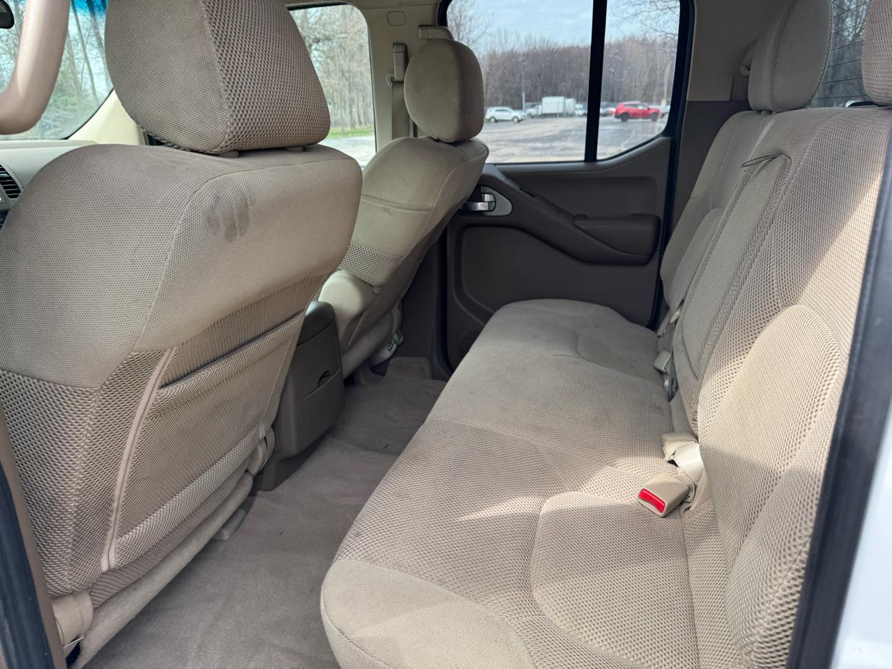 Nissan Frontier LE Crew Cab 4WD 2006