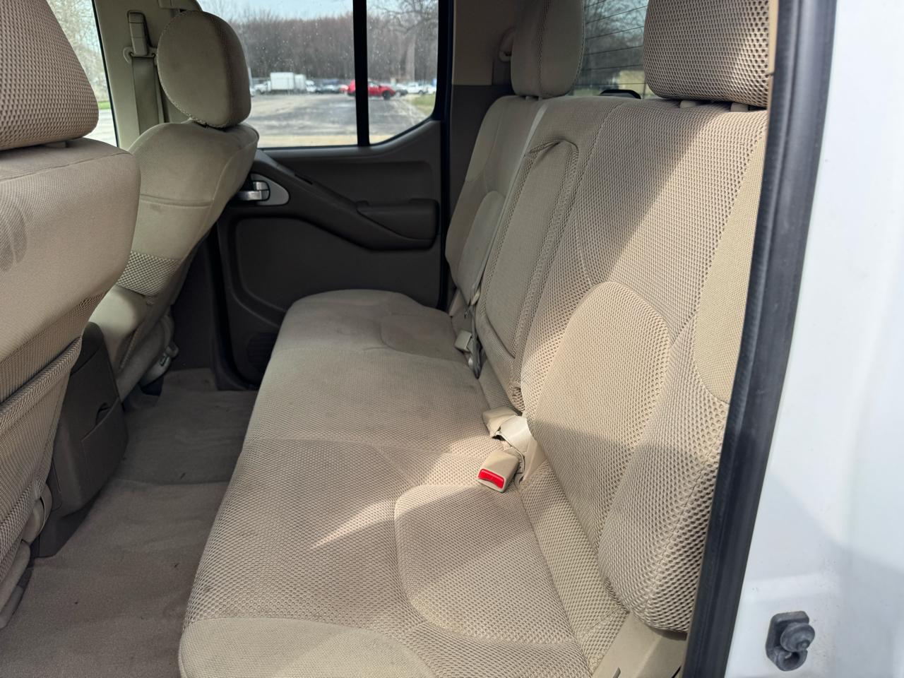 Nissan Frontier LE Crew Cab 4WD 2006