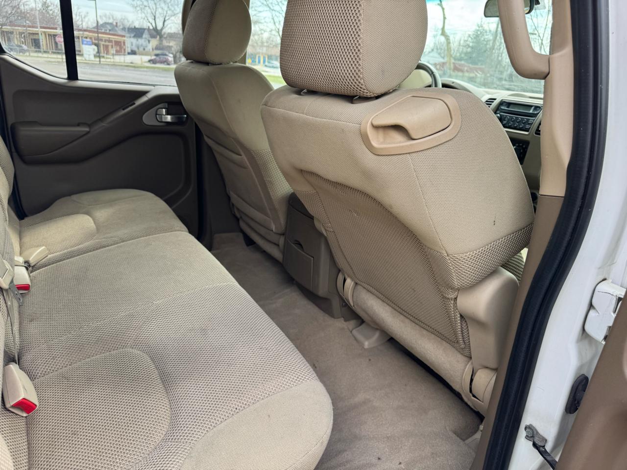 Nissan Frontier LE Crew Cab 4WD 2006