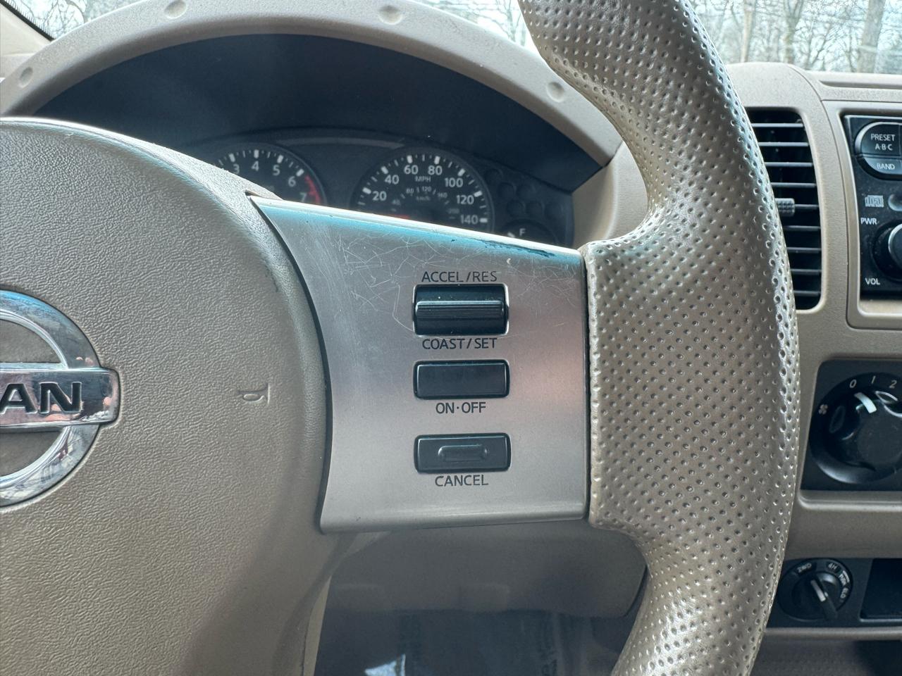 Nissan Frontier LE Crew Cab 4WD 2006