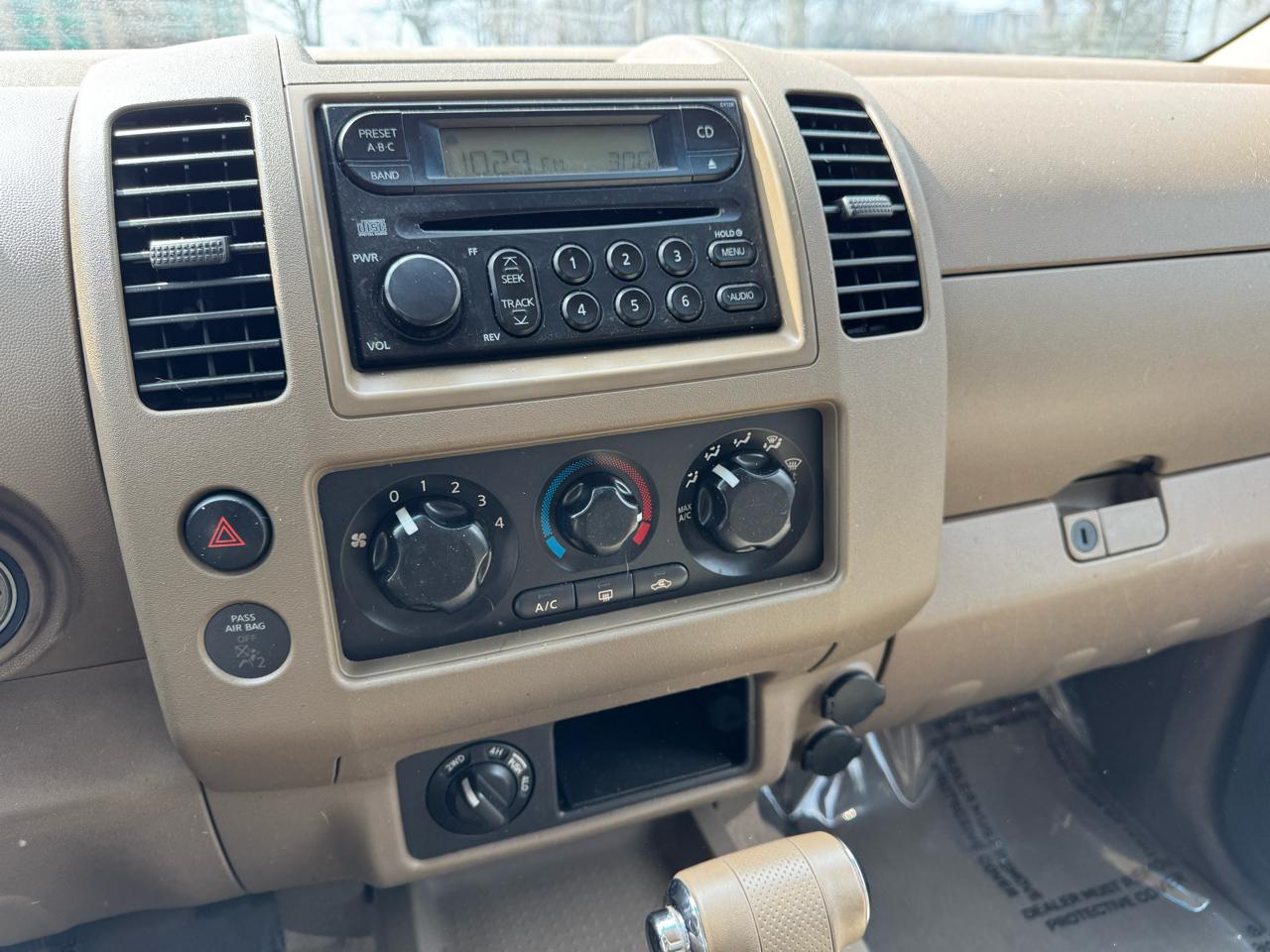 Nissan Frontier LE Crew Cab 4WD 2006