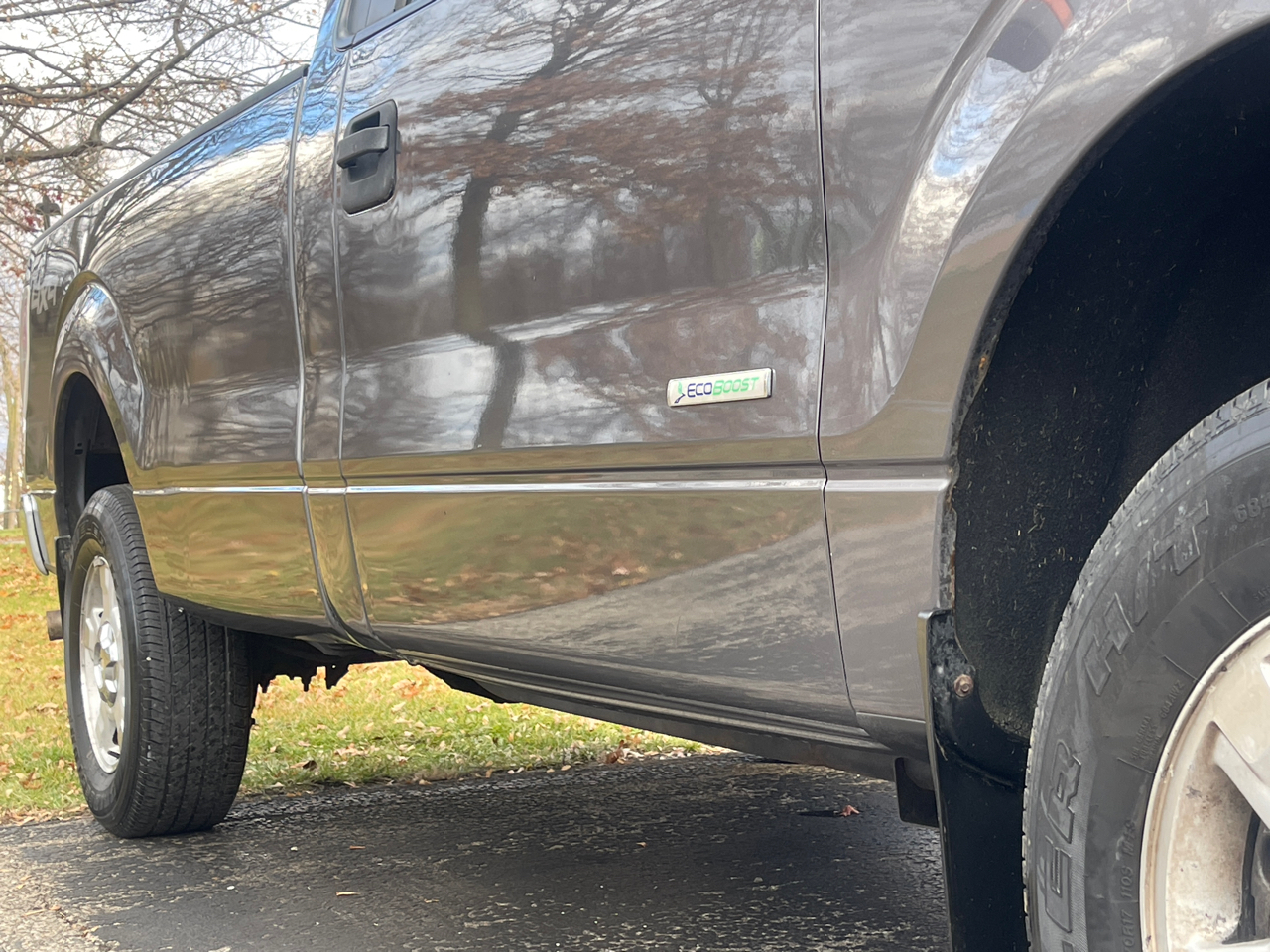 Ford F-150 XLT 8-ft. Bed 4WD 2011