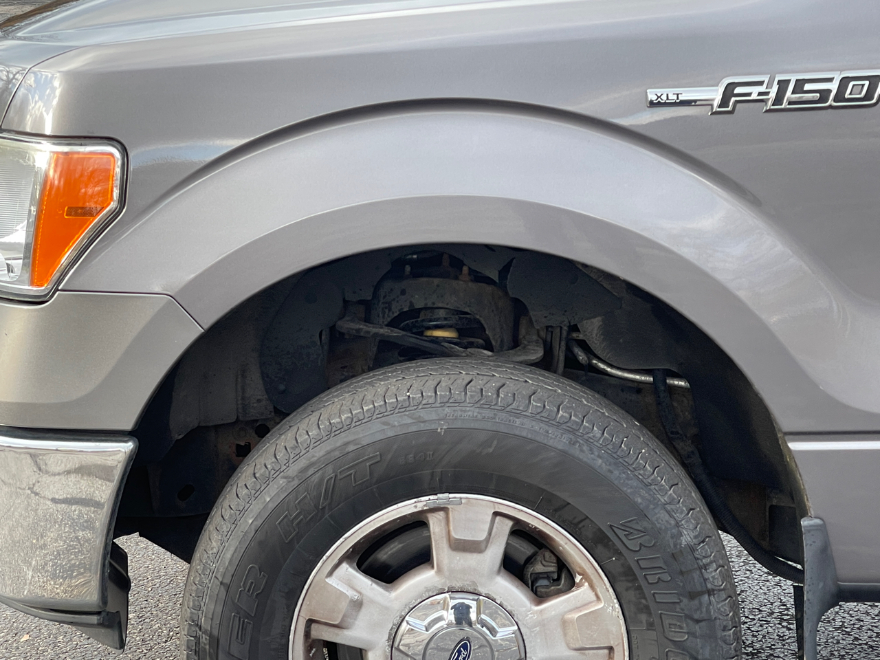 Ford F-150 XLT 8-ft. Bed 4WD 2011