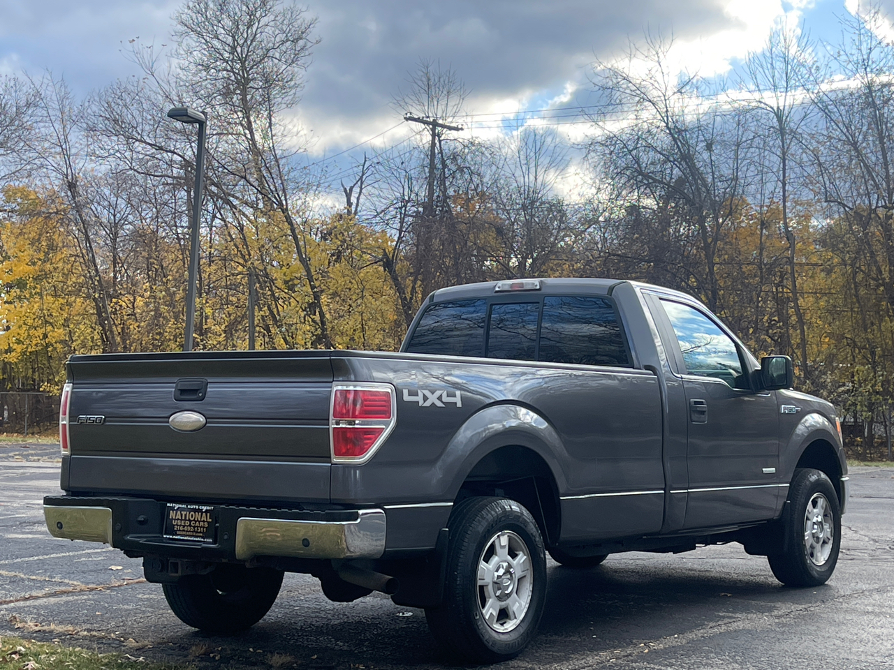 Ford F-150 XLT 8-ft. Bed 4WD 2011