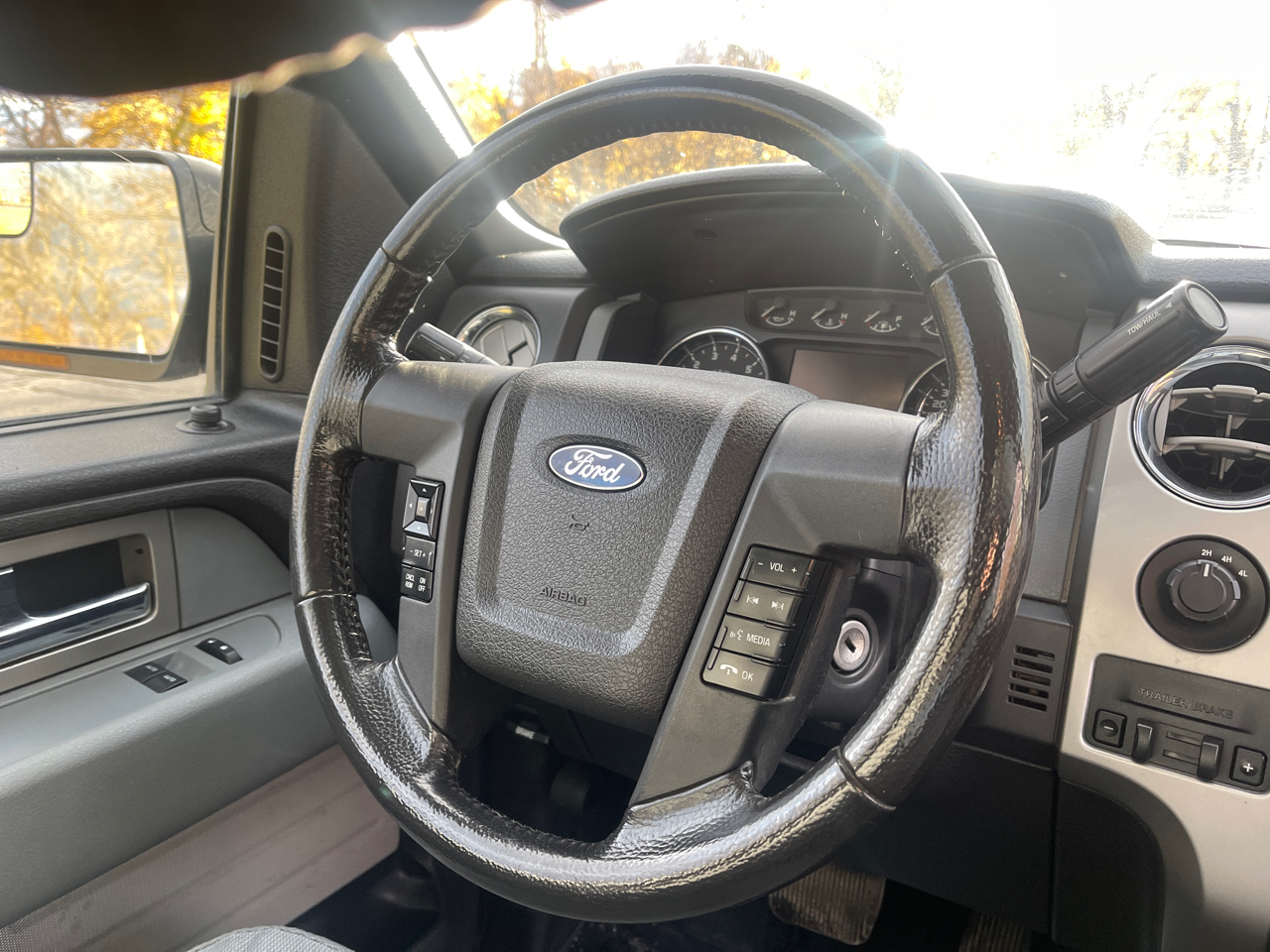 Ford F-150 XLT 8-ft. Bed 4WD 2011