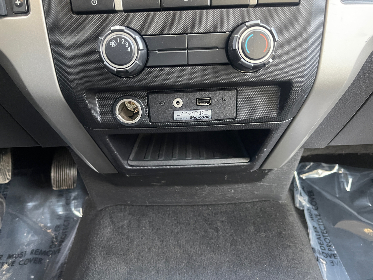 Ford F-150 XLT 8-ft. Bed 4WD 2011