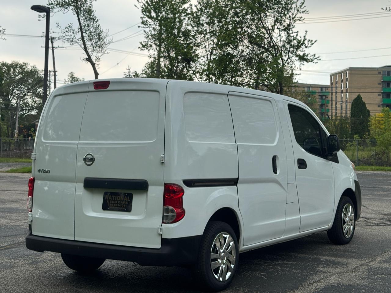 Nissan NV200 S 2013