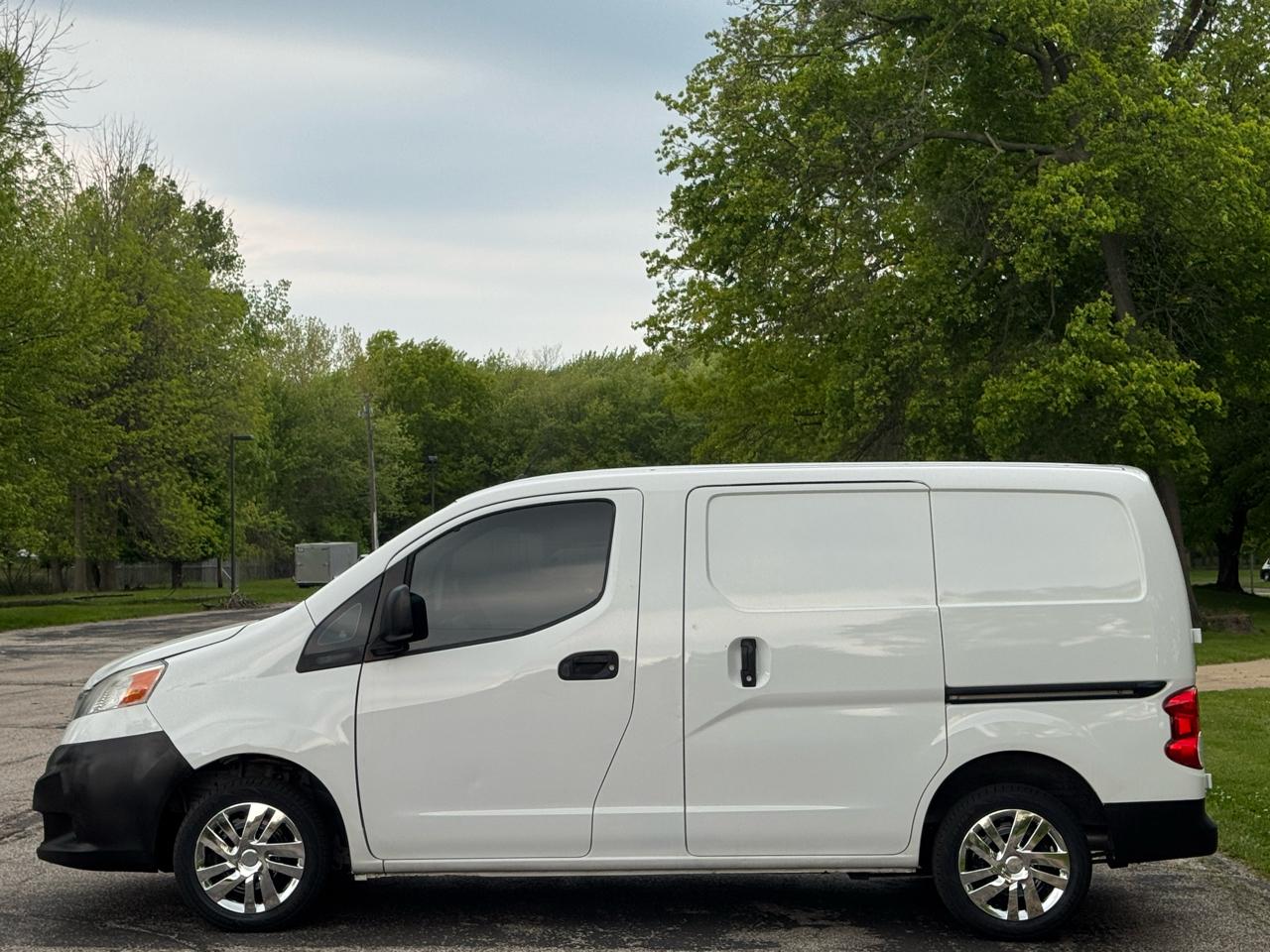 Nissan NV200 S 2013