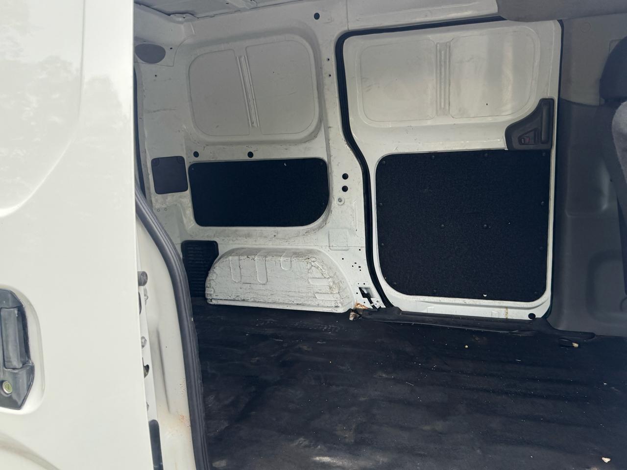 Nissan NV200 S 2013