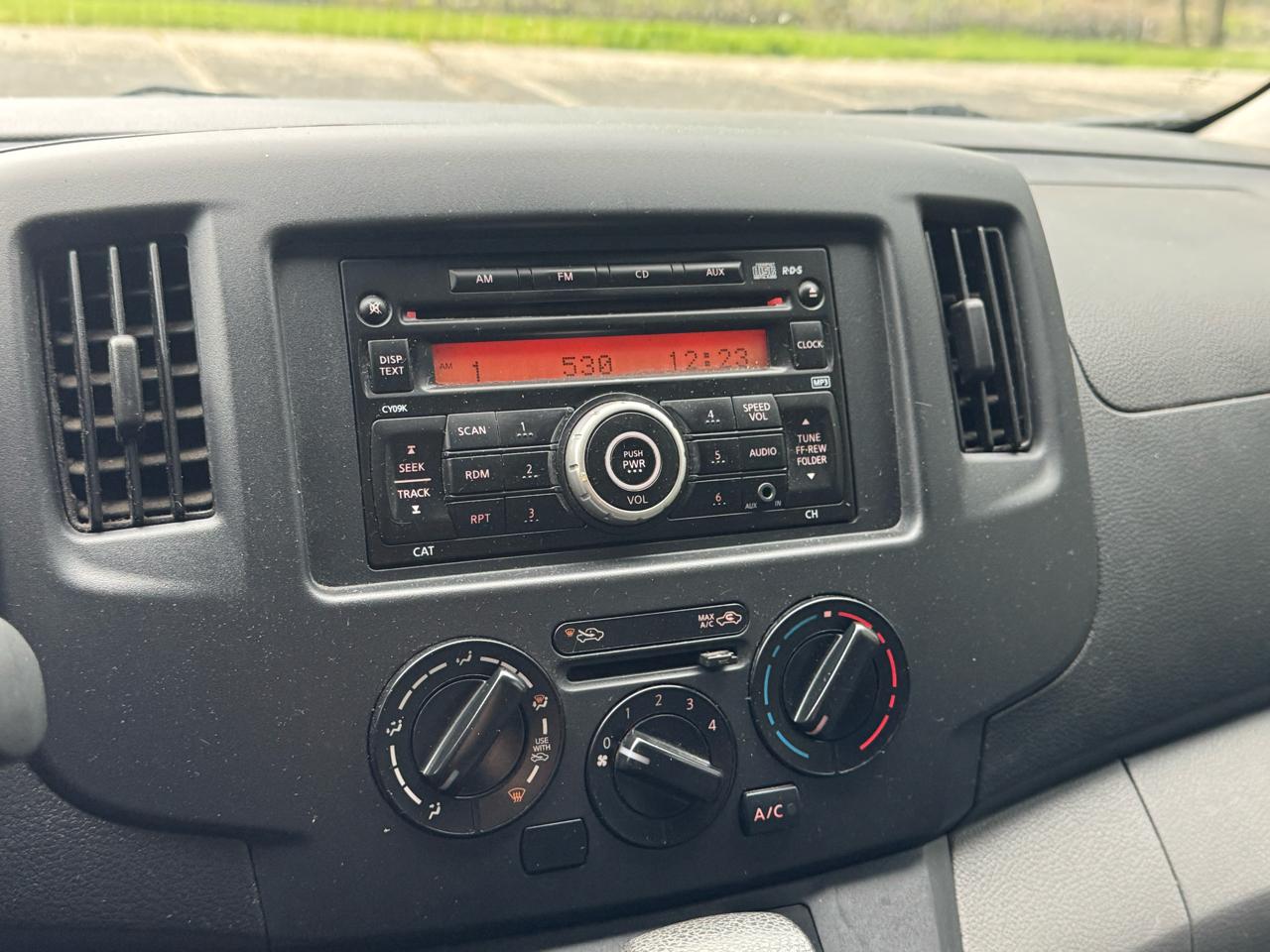 Nissan NV200 S 2013