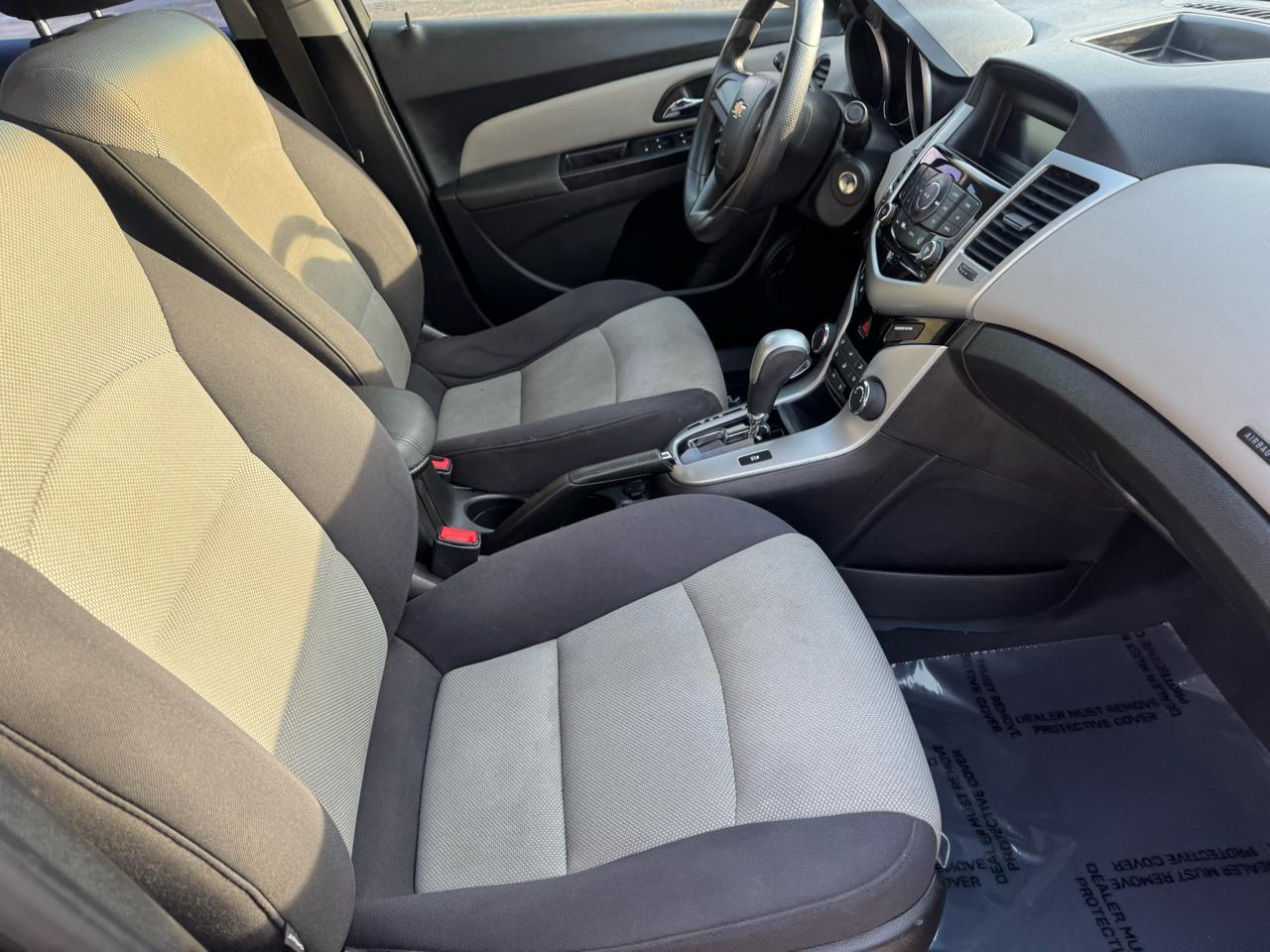 Chevrolet Cruze LS Auto 2014