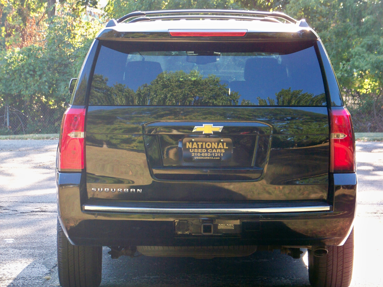 2015 Chevrolet Suburban LTZ photo 3