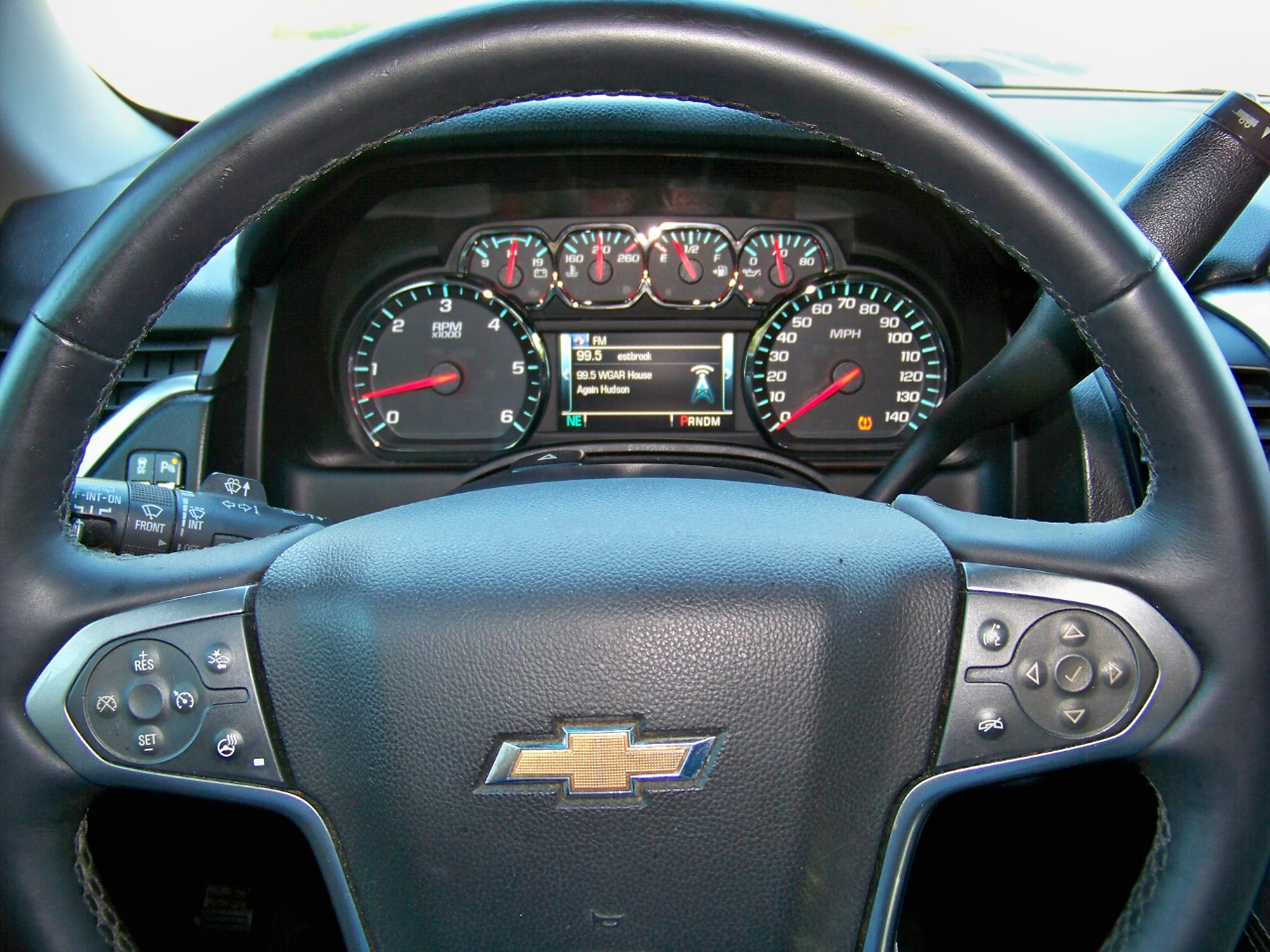 Chevrolet Suburban  2015 Chevrolet Suburban  2015
