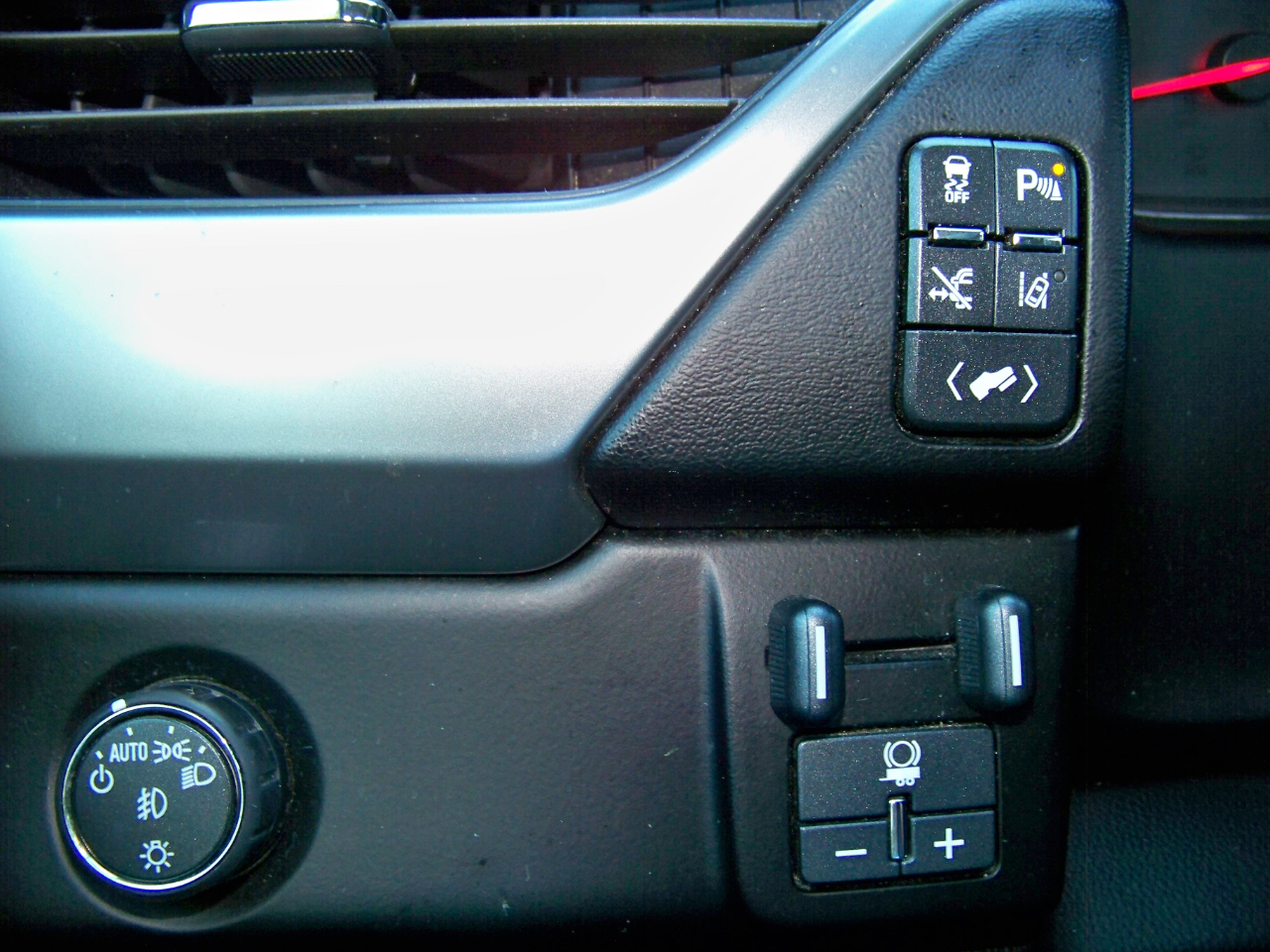 Chevrolet Suburban  2015 Chevrolet Suburban  2015