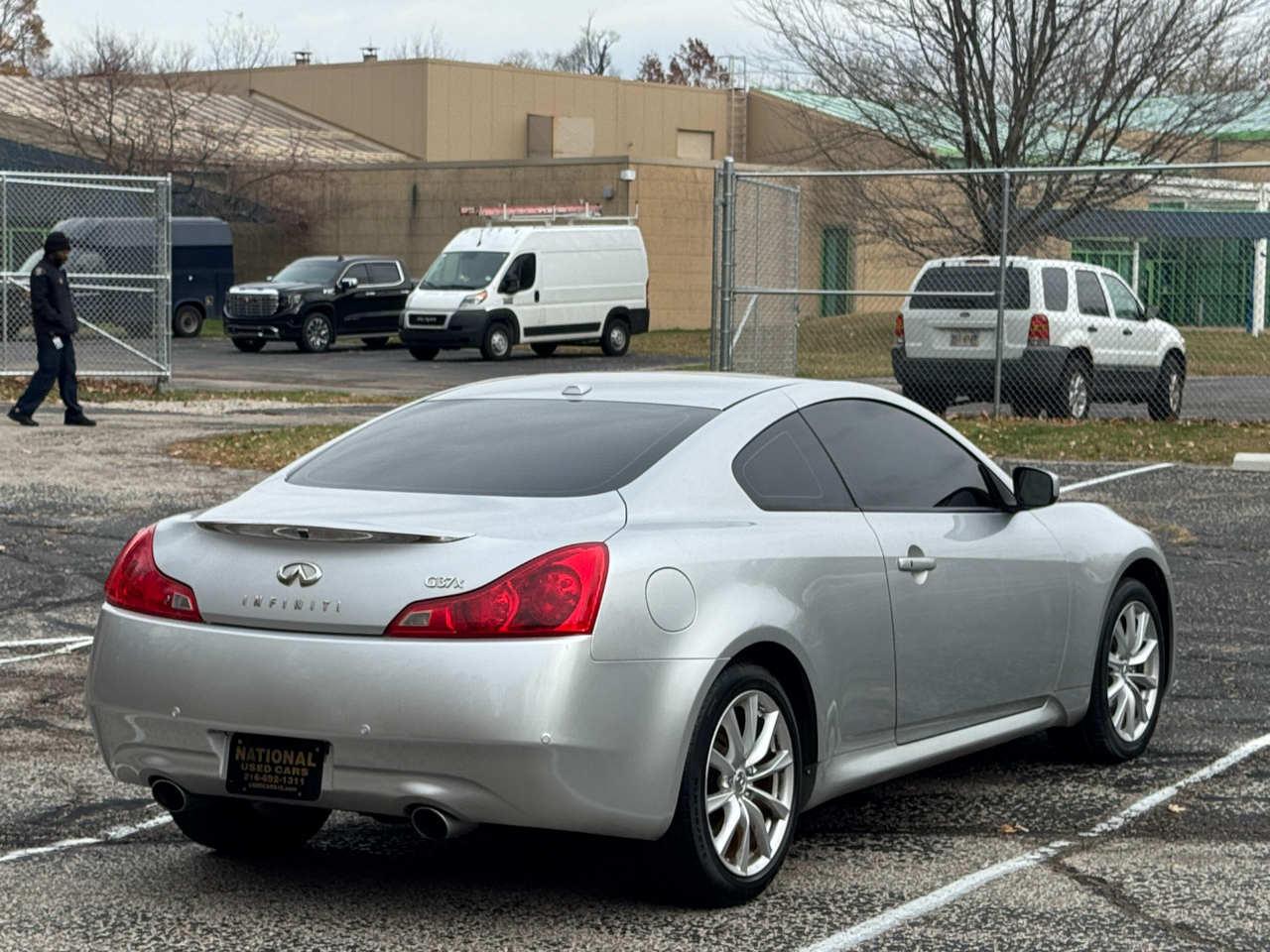 2012 Infiniti G37 photo 2