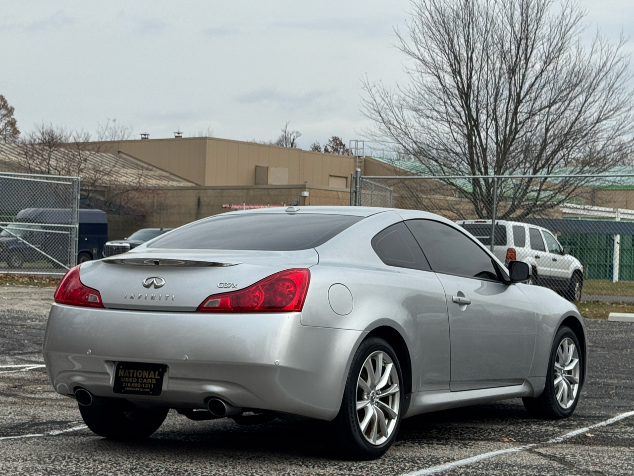 2012 Infiniti G37 photo 4