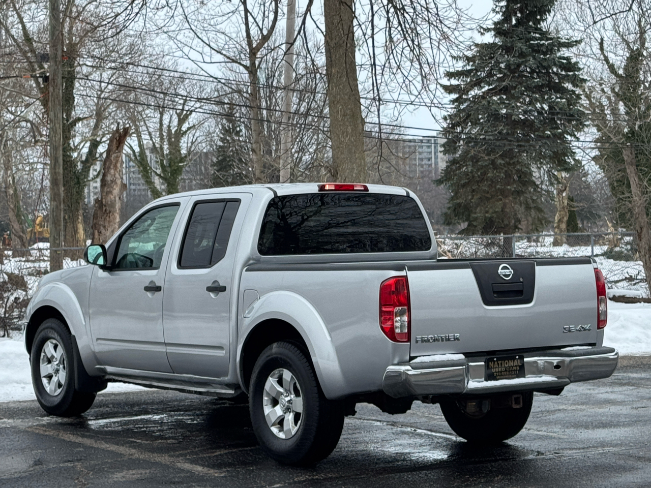 Nissan Frontier SE Crew Cab 4WD 2010