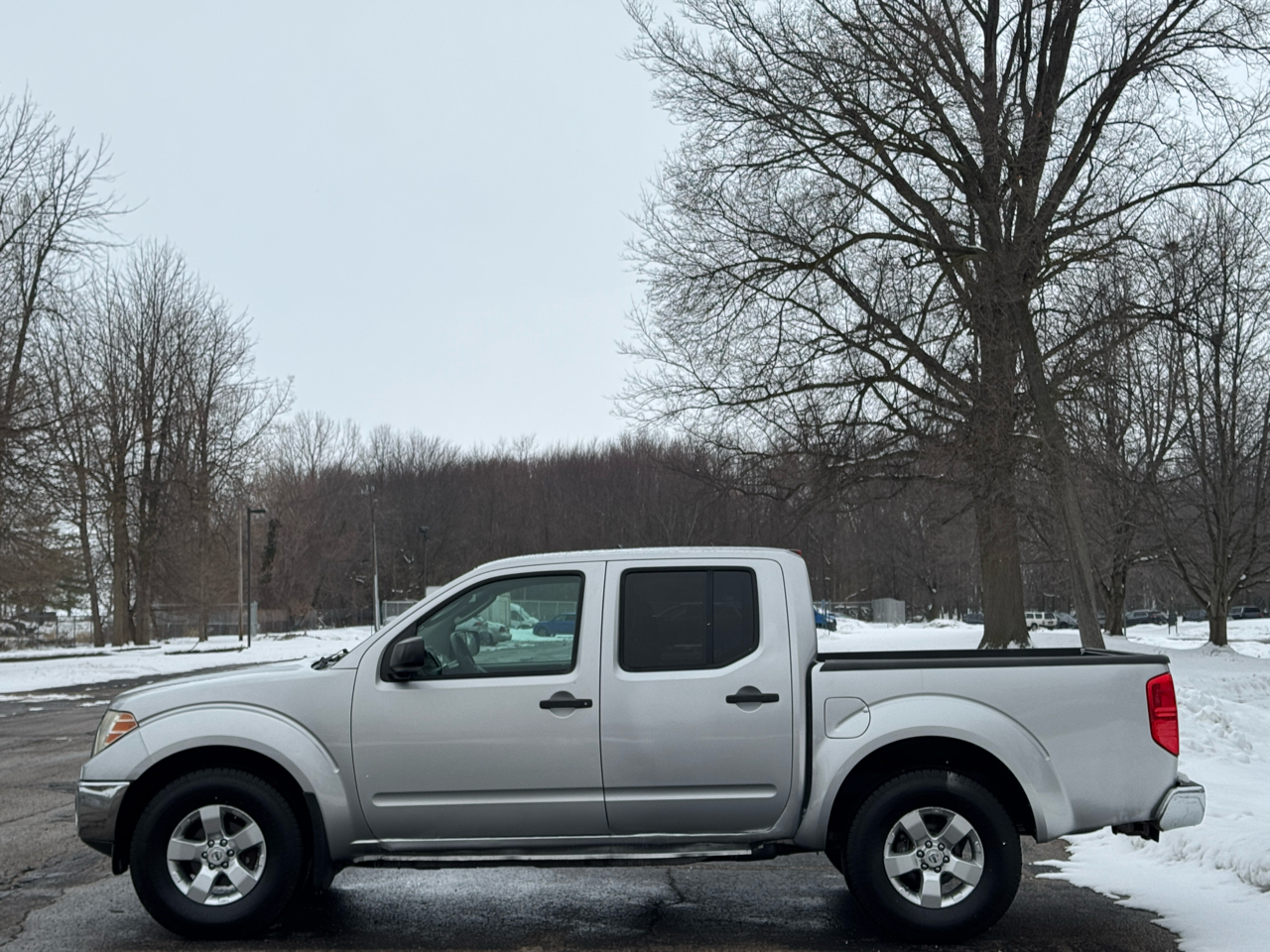 Nissan Frontier SE Crew Cab 4WD 2010